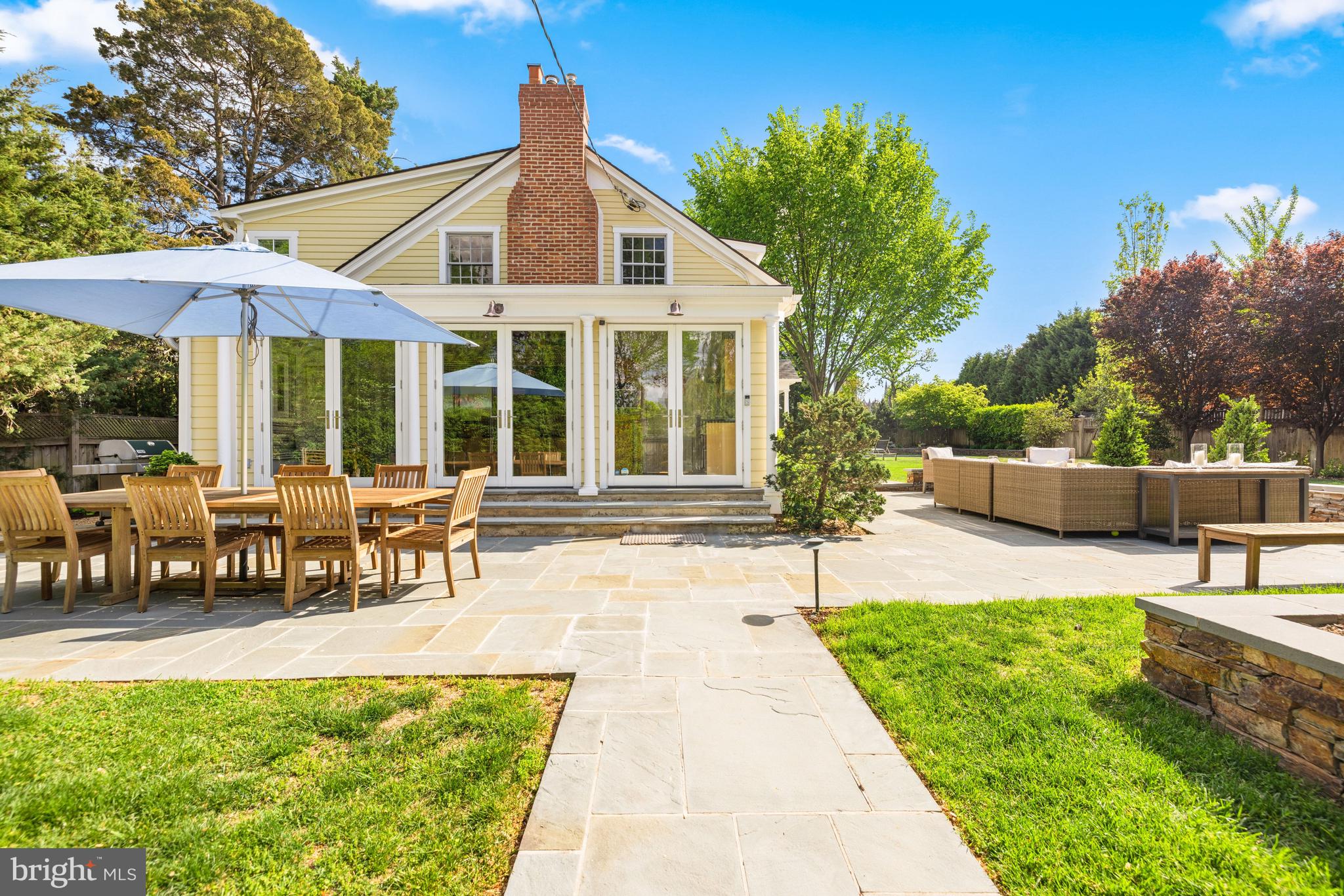 CLEVELAND PARK - Residential
