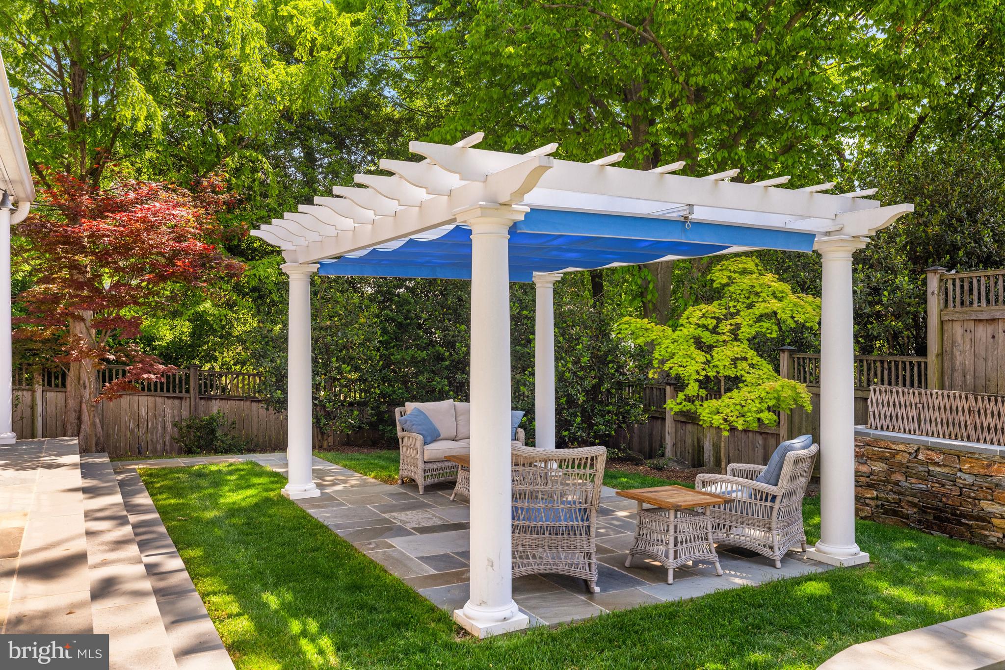 CLEVELAND PARK - Residential