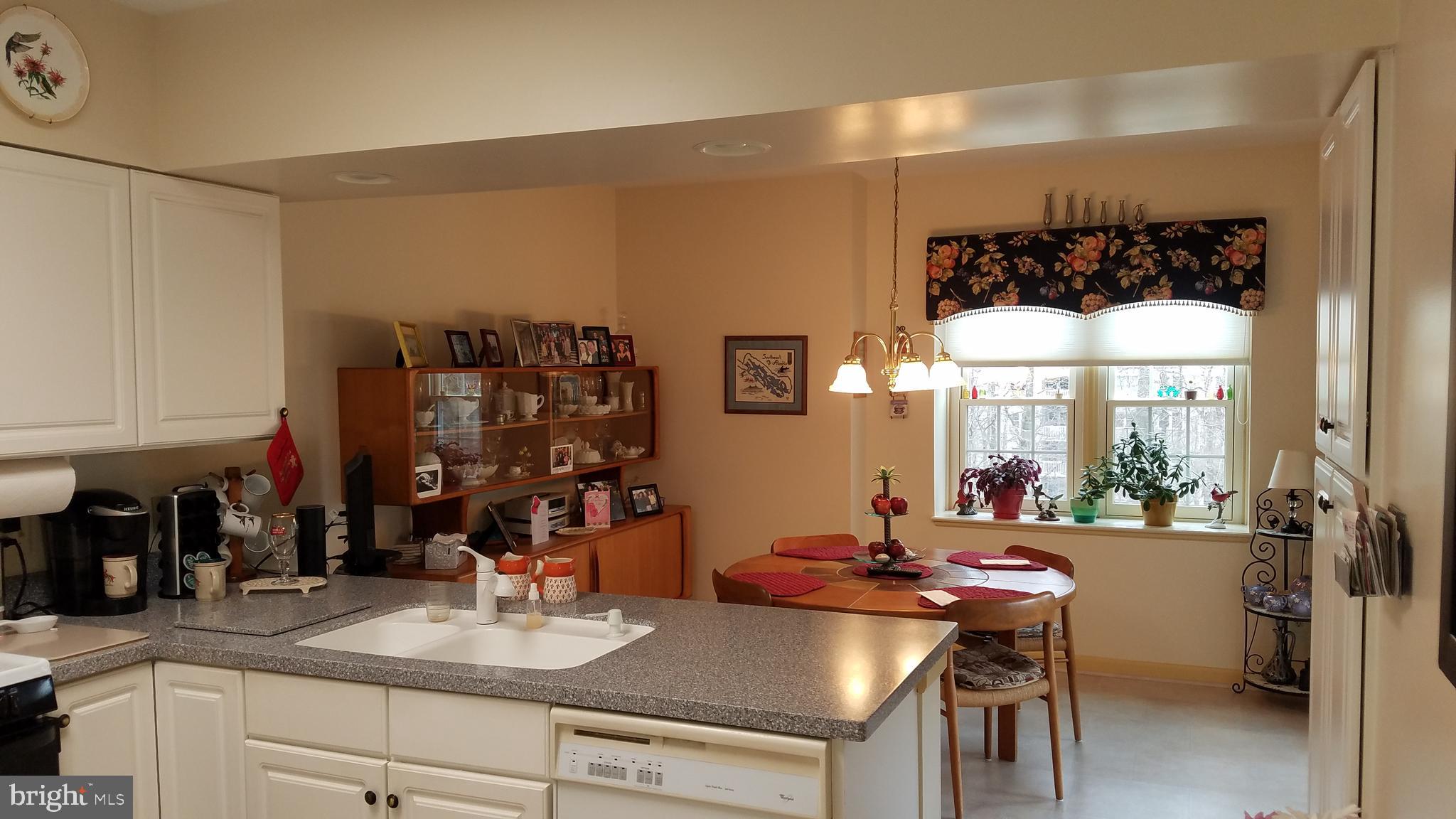 BELMONT FOREST - Residential