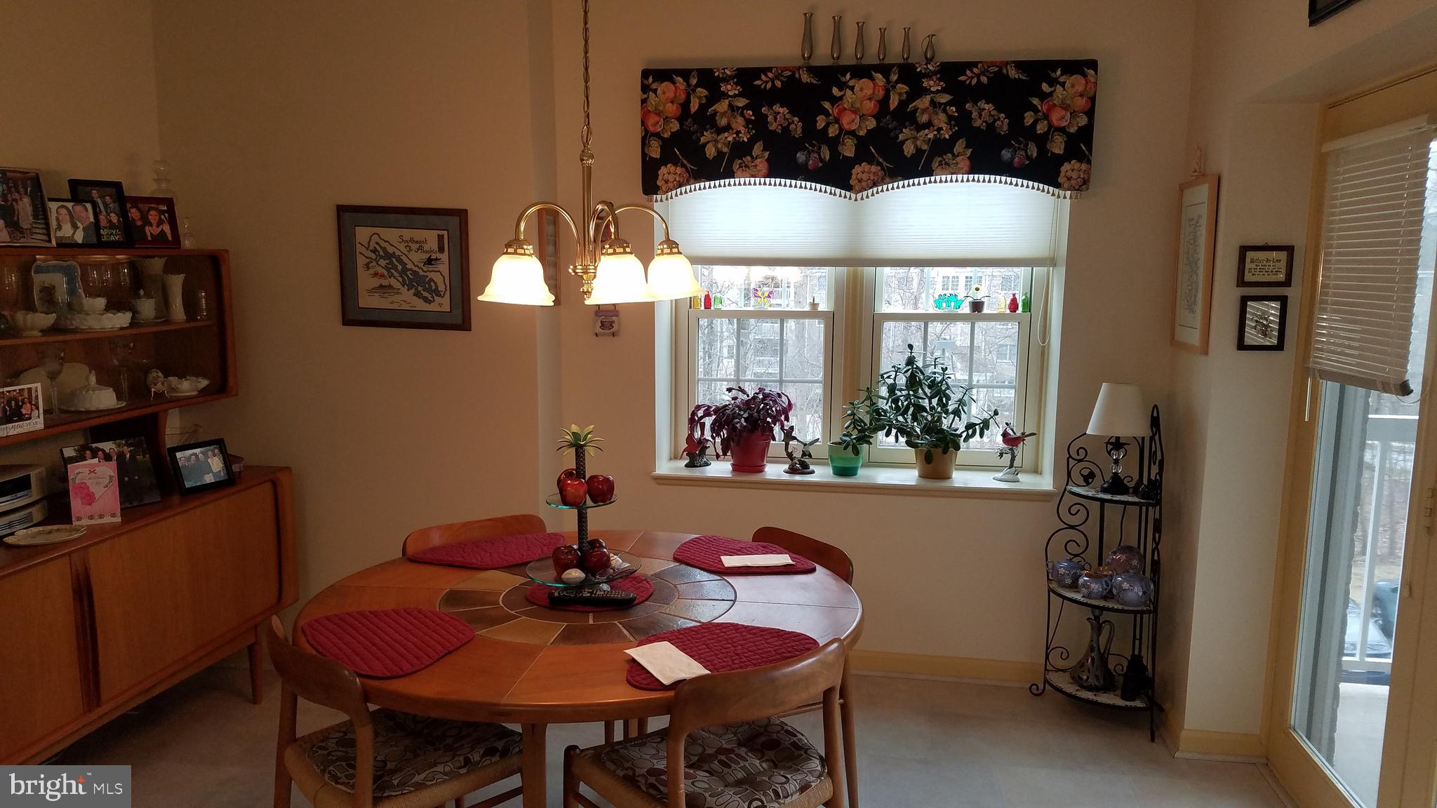 BELMONT FOREST - Residential