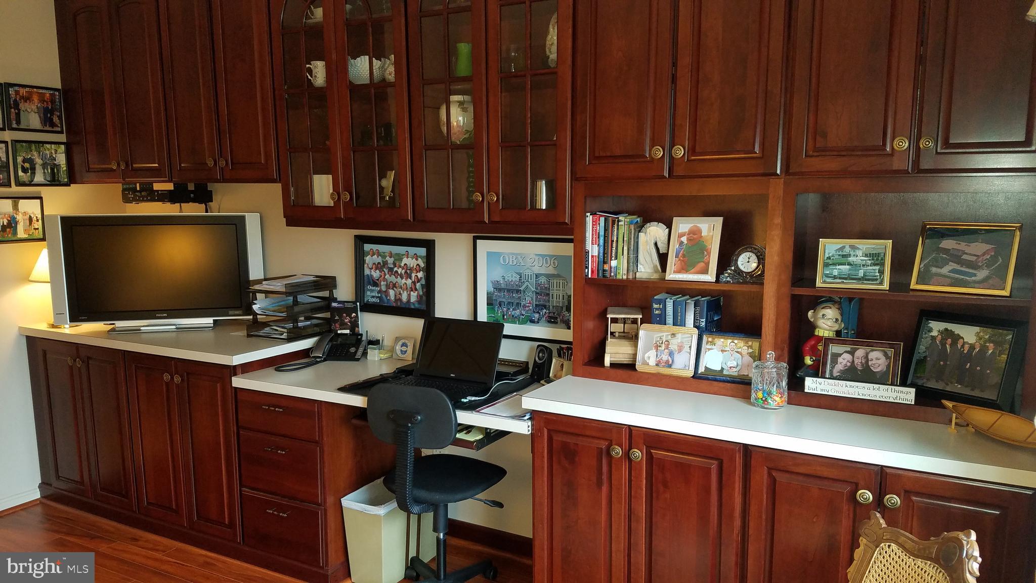 BELMONT FOREST - Residential