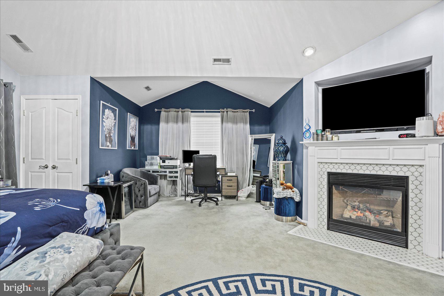 WOODS AT ROCK GLENN - Residential