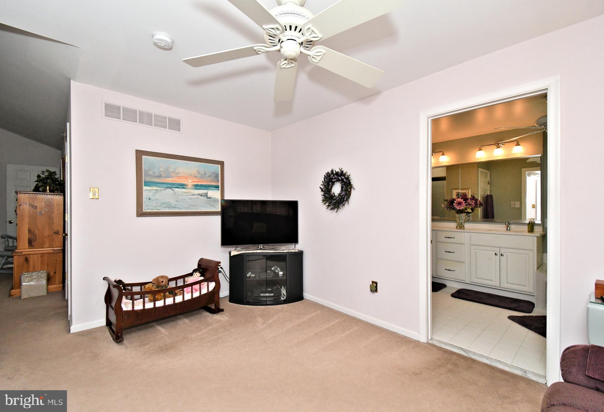 ARBOR RIDGE - Residential