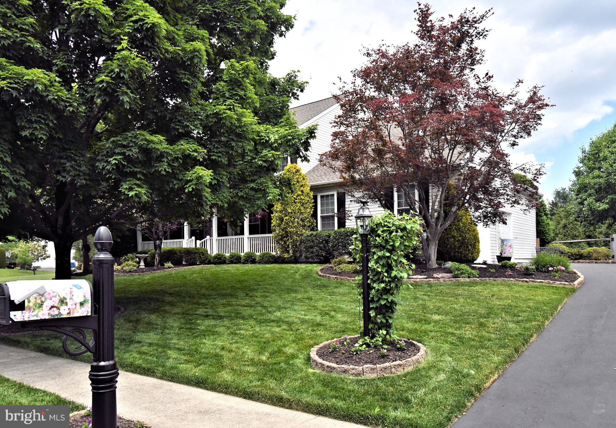 ARBOR RIDGE - Residential