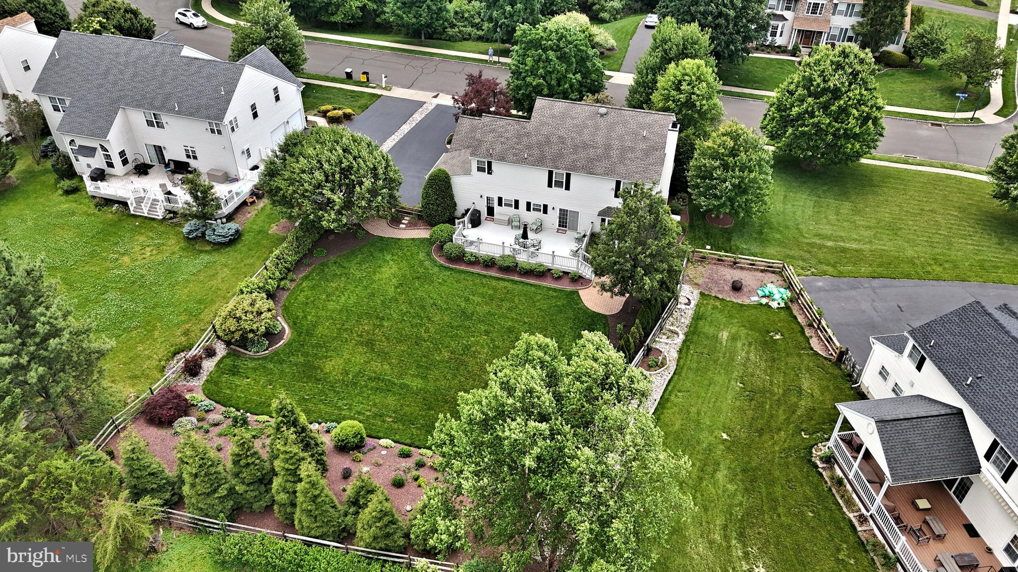 ARBOR RIDGE - Residential