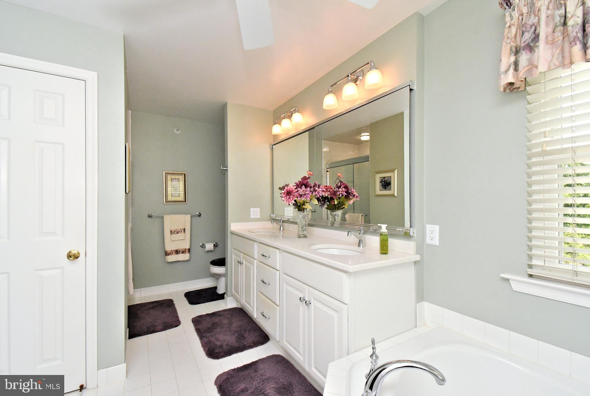 ARBOR RIDGE - Residential