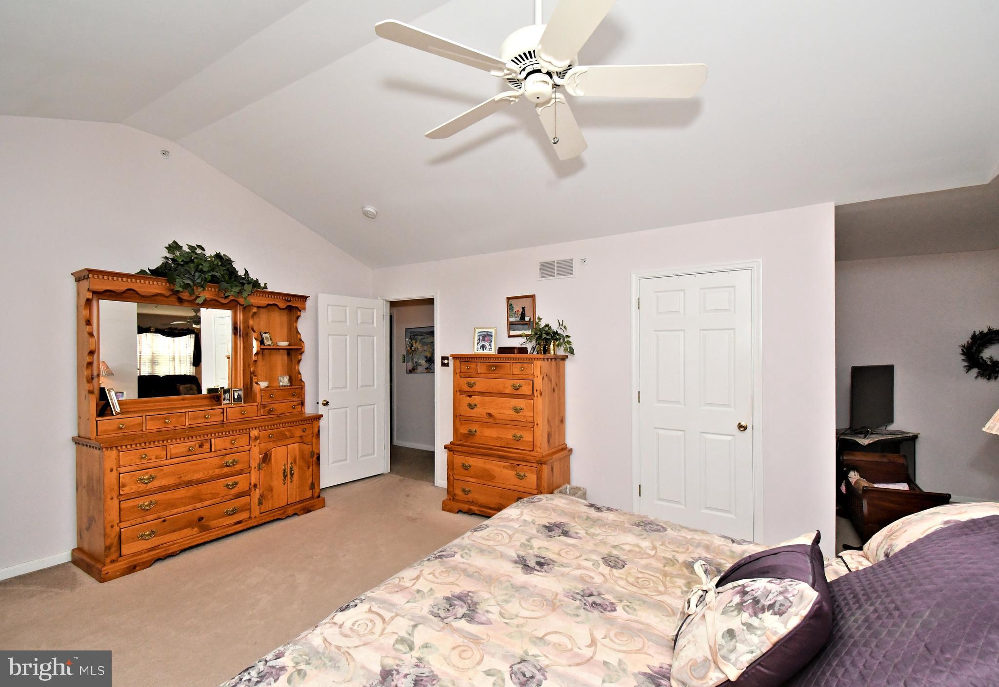 ARBOR RIDGE - Residential