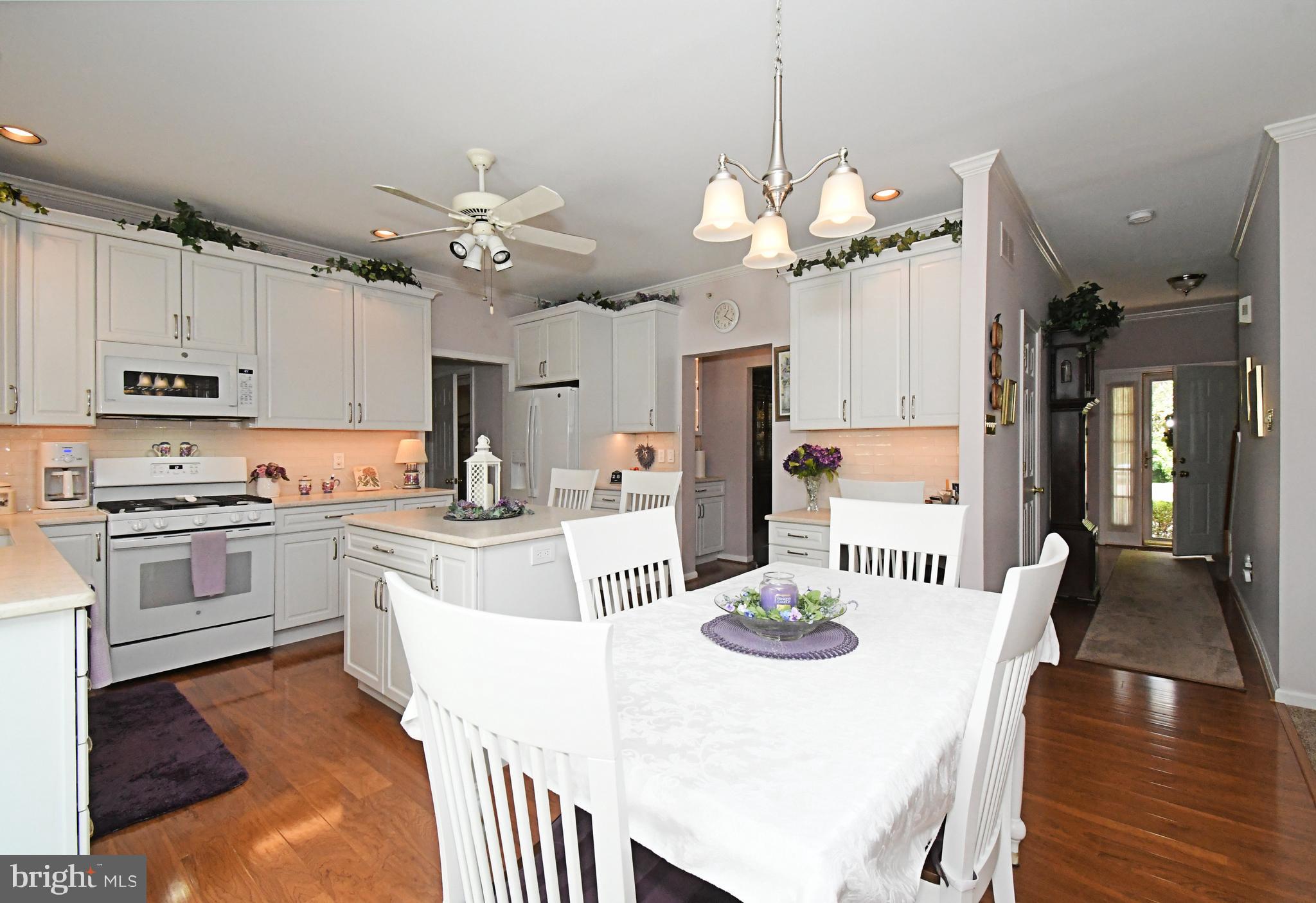 ARBOR RIDGE - Residential