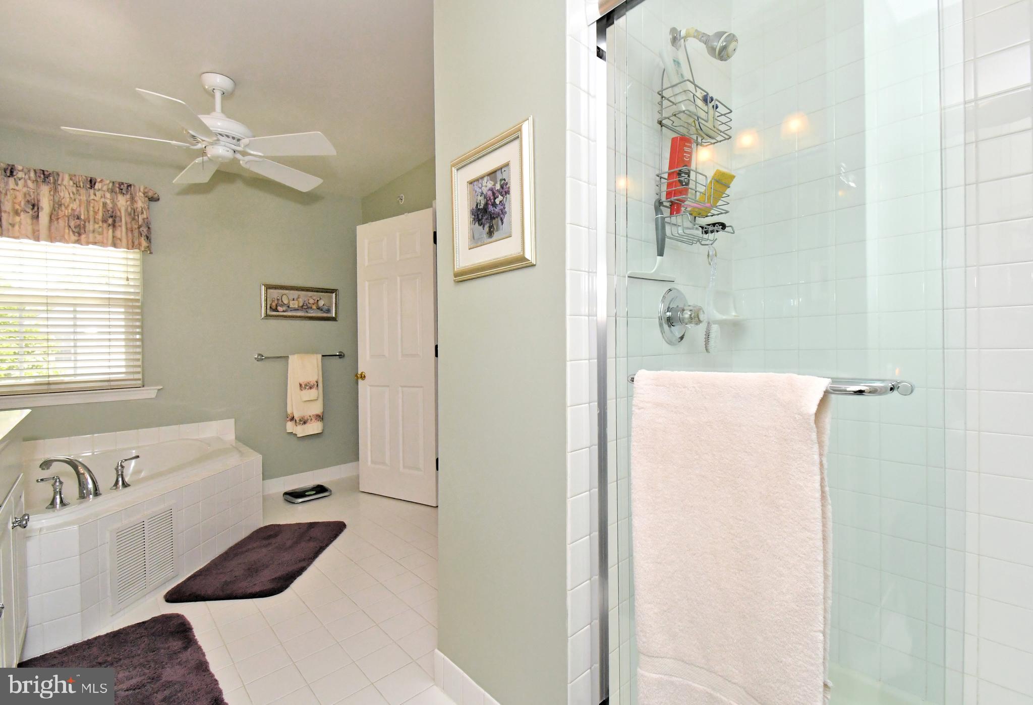 ARBOR RIDGE - Residential