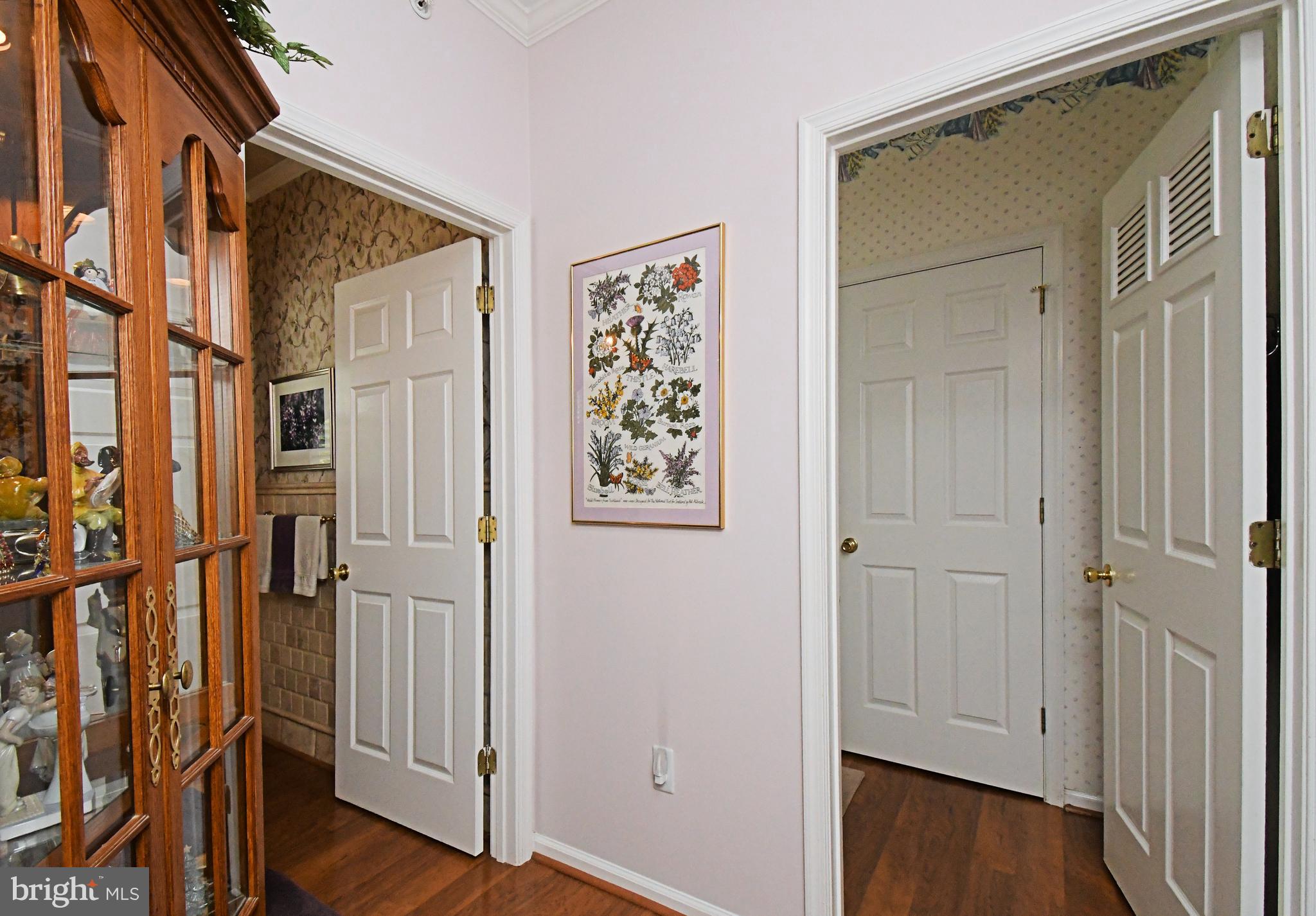 ARBOR RIDGE - Residential