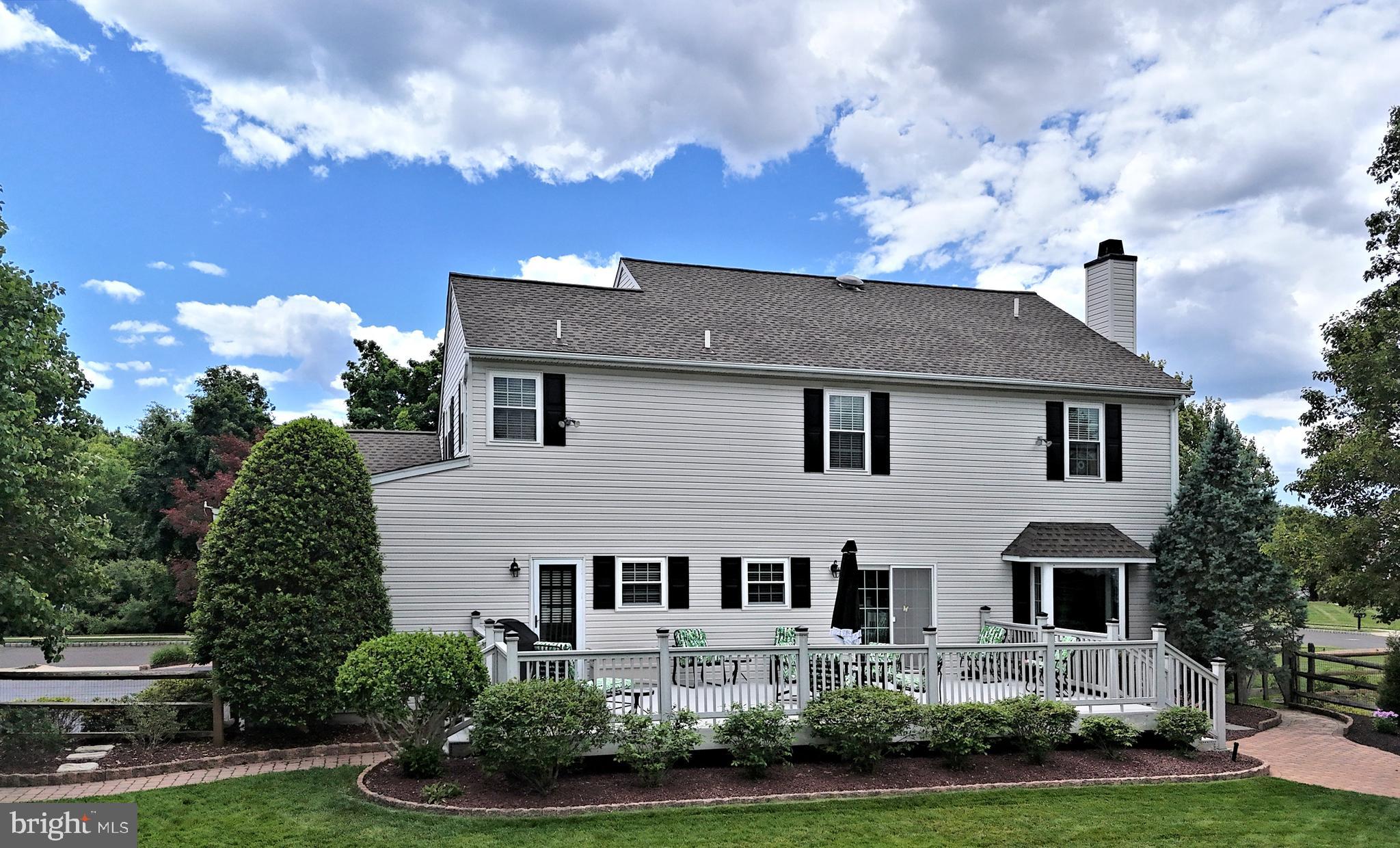 ARBOR RIDGE - Residential