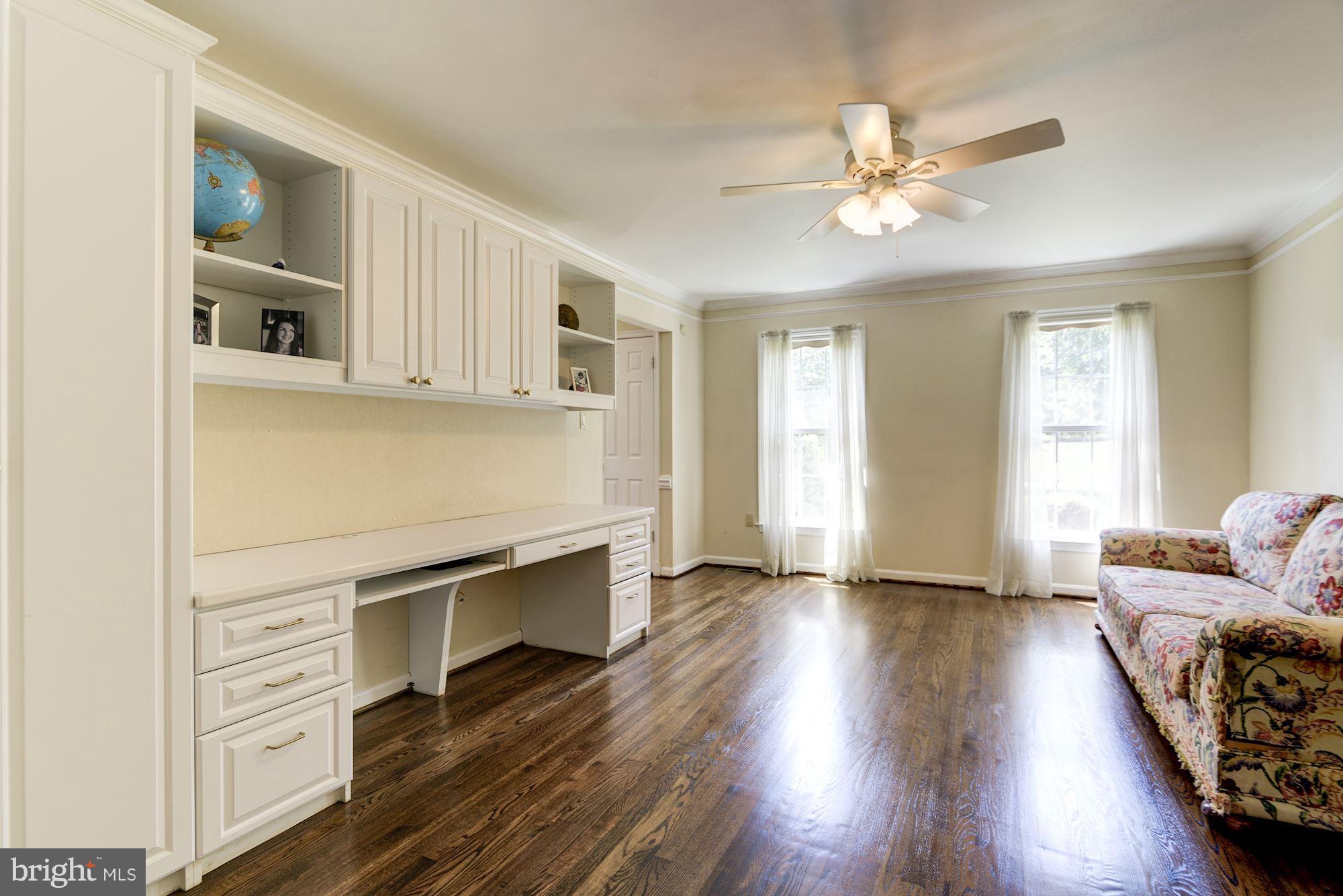 MCAULEY PARK - Residential Lease