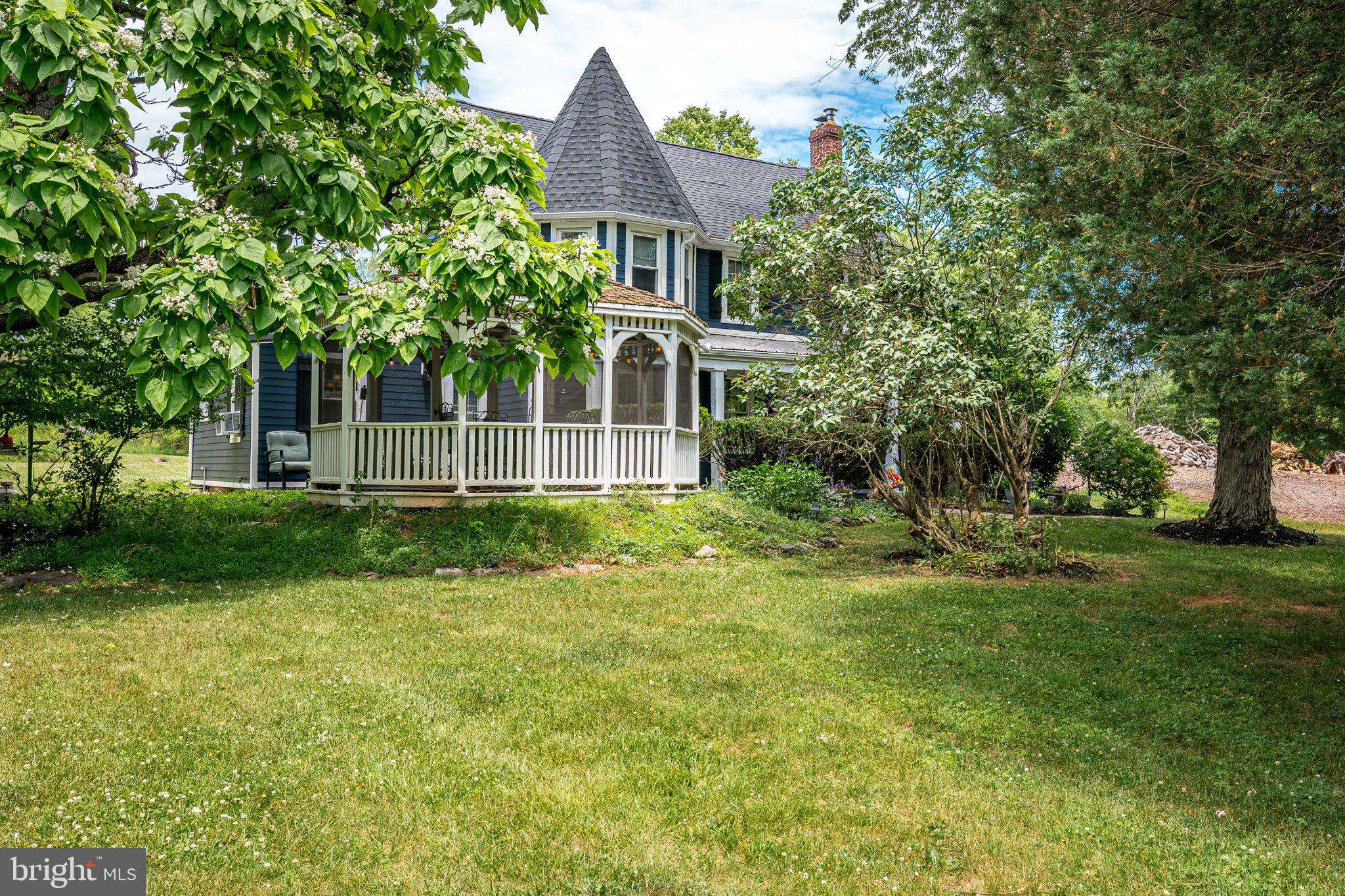 78 FALCON ROAD