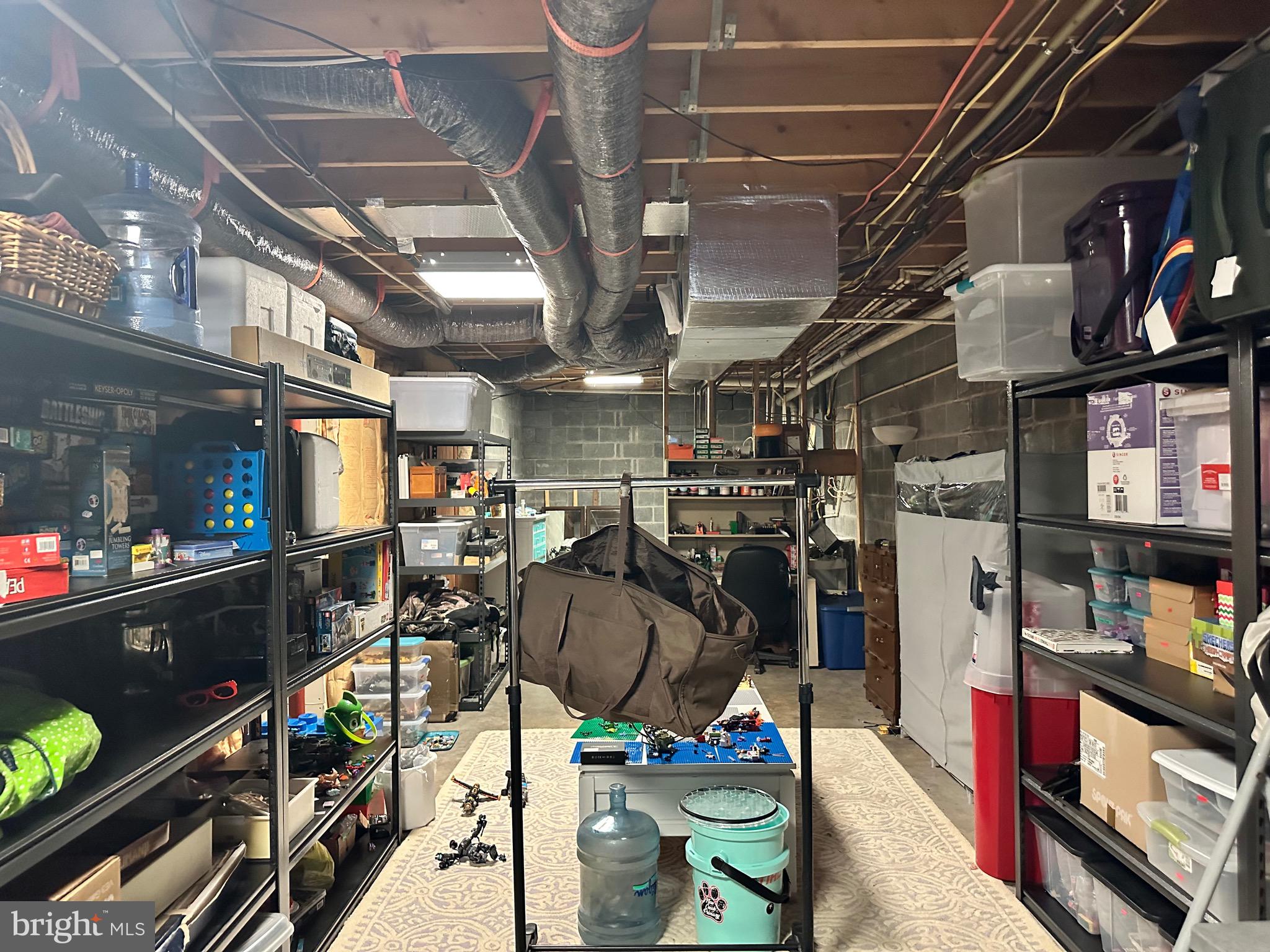 TIMBERLAKE ESTATEES - Residential