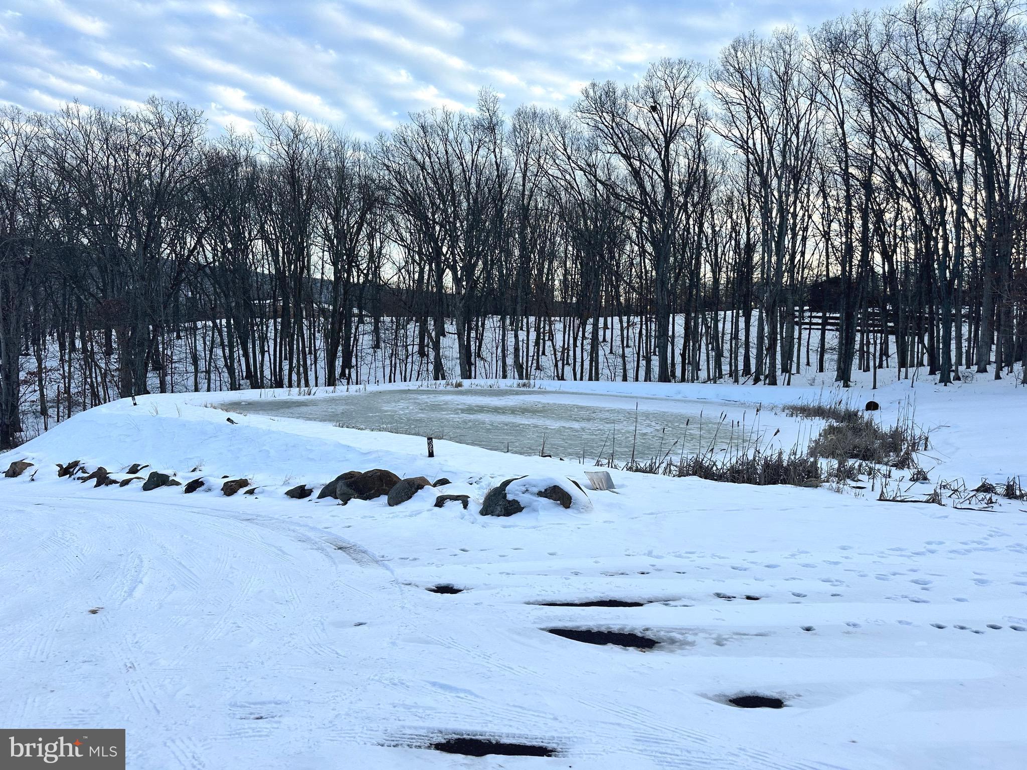 TIMBERLAKE ESTATEES - Residential