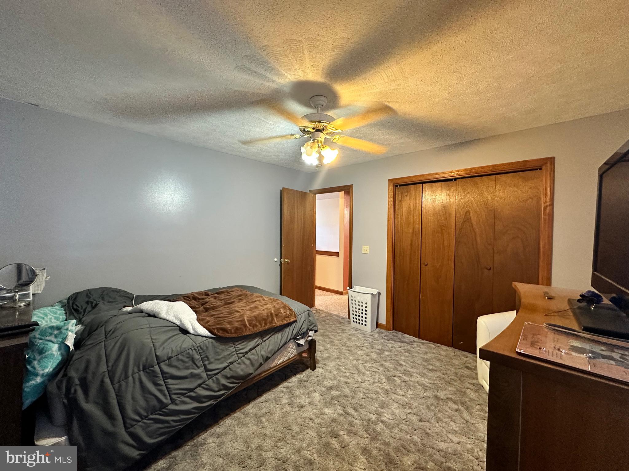 TIMBERLAKE ESTATEES - Residential