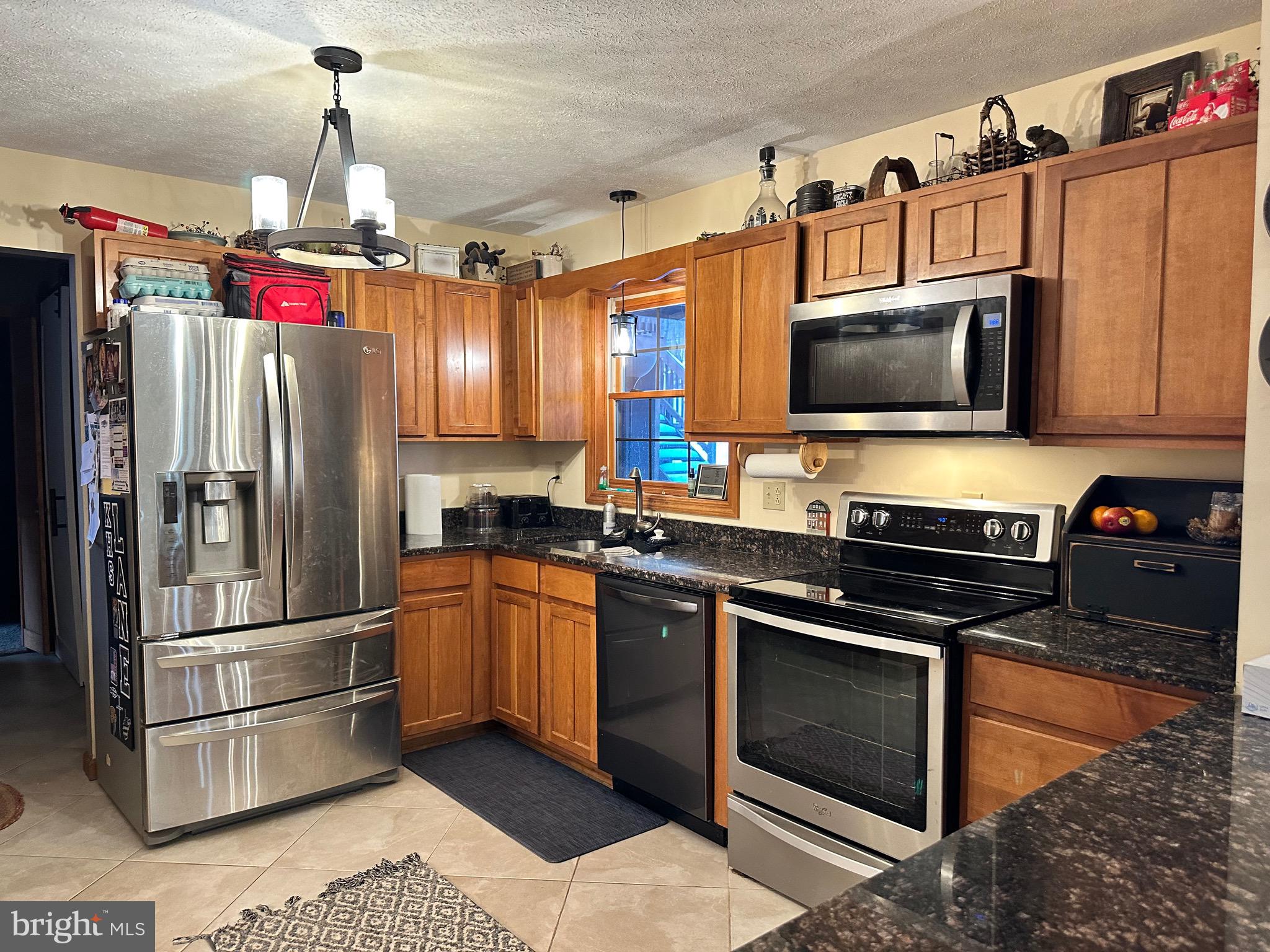 TIMBERLAKE ESTATEES - Residential