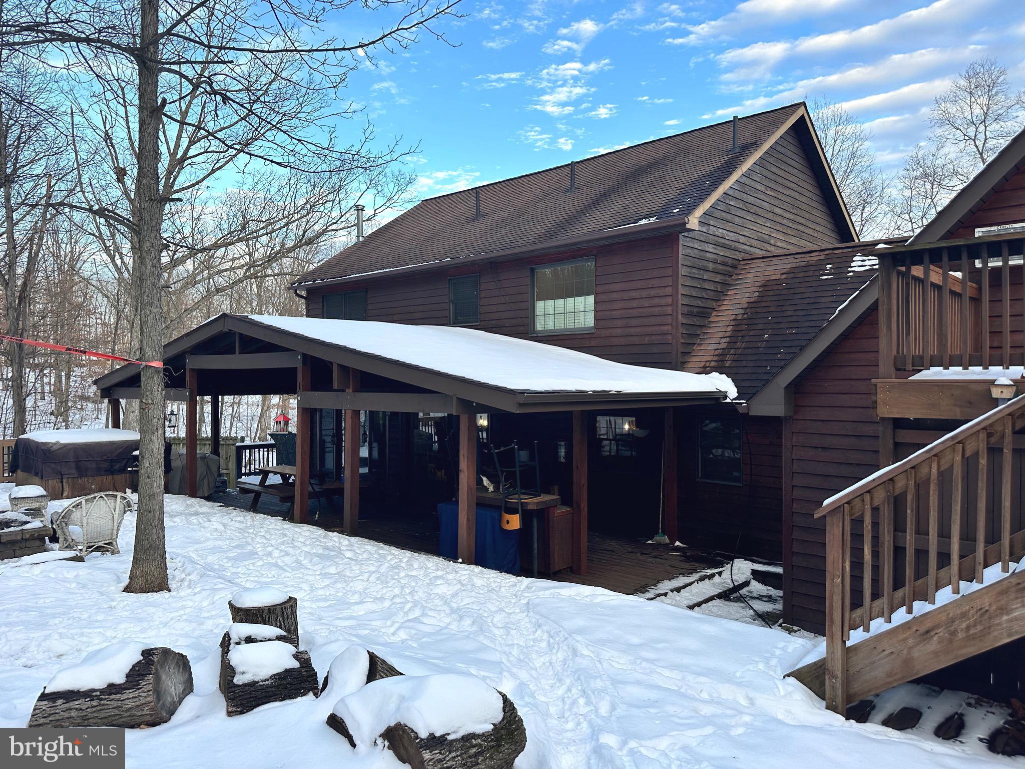 TIMBERLAKE ESTATEES - Residential