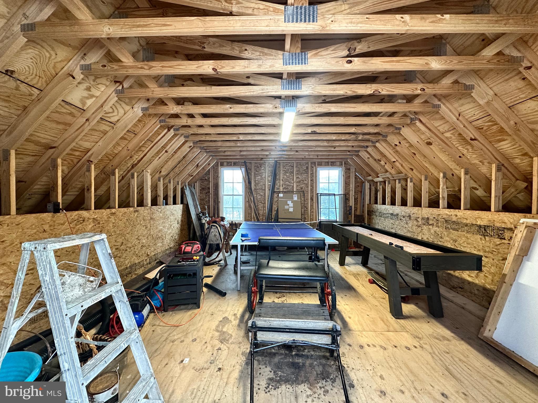 TIMBERLAKE ESTATEES - Residential