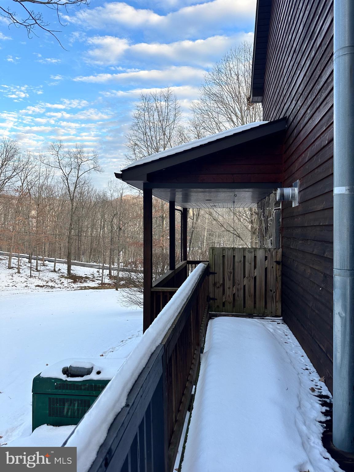 TIMBERLAKE ESTATEES - Residential