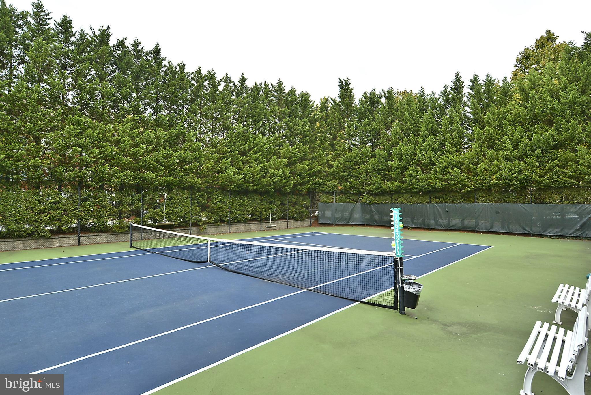 KENTLANDS HILL DISTRICT - Commercial Sale