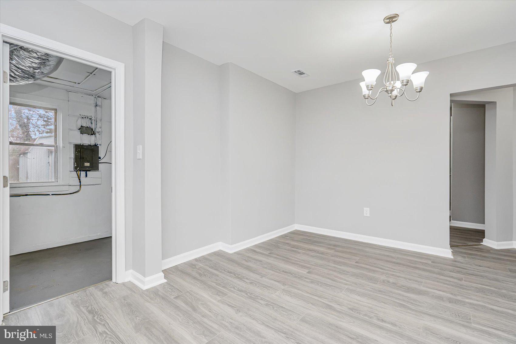 ROCKDALE - Residential