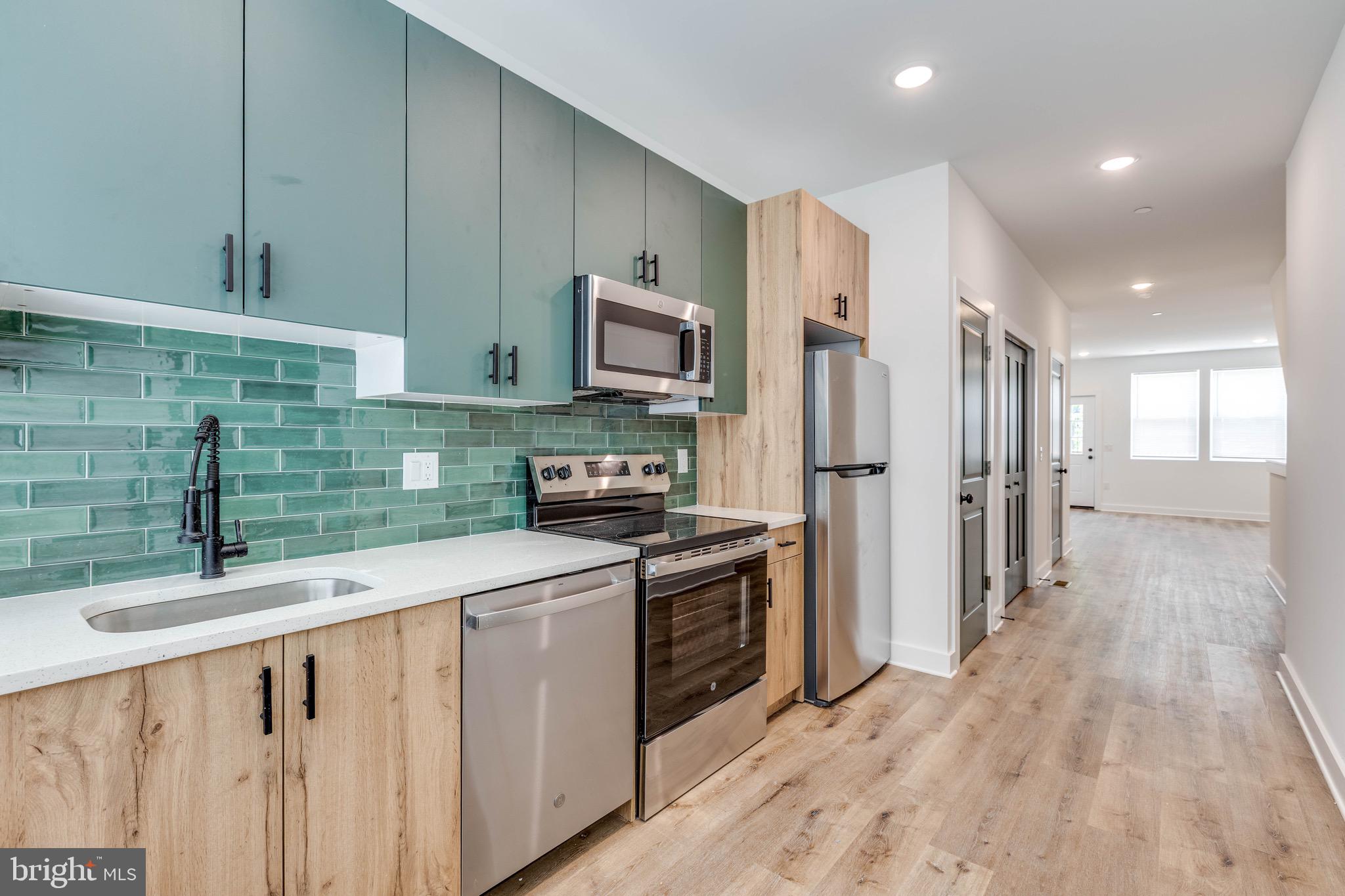 Welcome to this stunning, newly built home with modern finishes and spacious living areas. This property features: Hardwood flooring throughout the unit, Quartz countertops, brand new Stainless Steel Appliances, and unique green backsplash and cabinetry. Plenty of natural light, in unit washer/dryer for convenience, and contemporary design, this home is perfect for those seeking comfort and style. Don’t miss the chance to make this new construction your next home!
Tenants are responsible for the following utilities:
Water $50/mo flat fee (up to 2 people)
Electric (based on usage)
NO GAS
Internet
Text listing agent for a video tour!