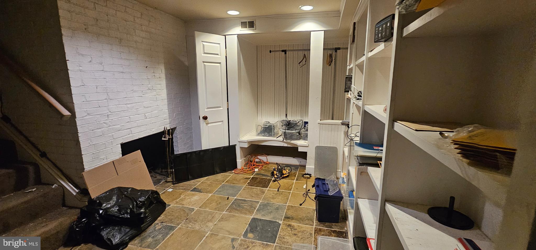 CHESTERBROOK - Residential