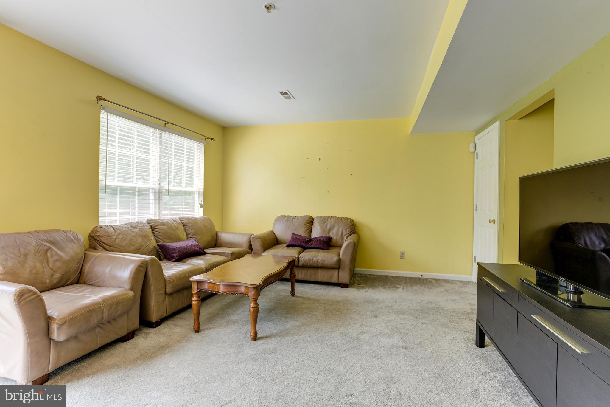 NORTH EAST VILLAGE - Residential