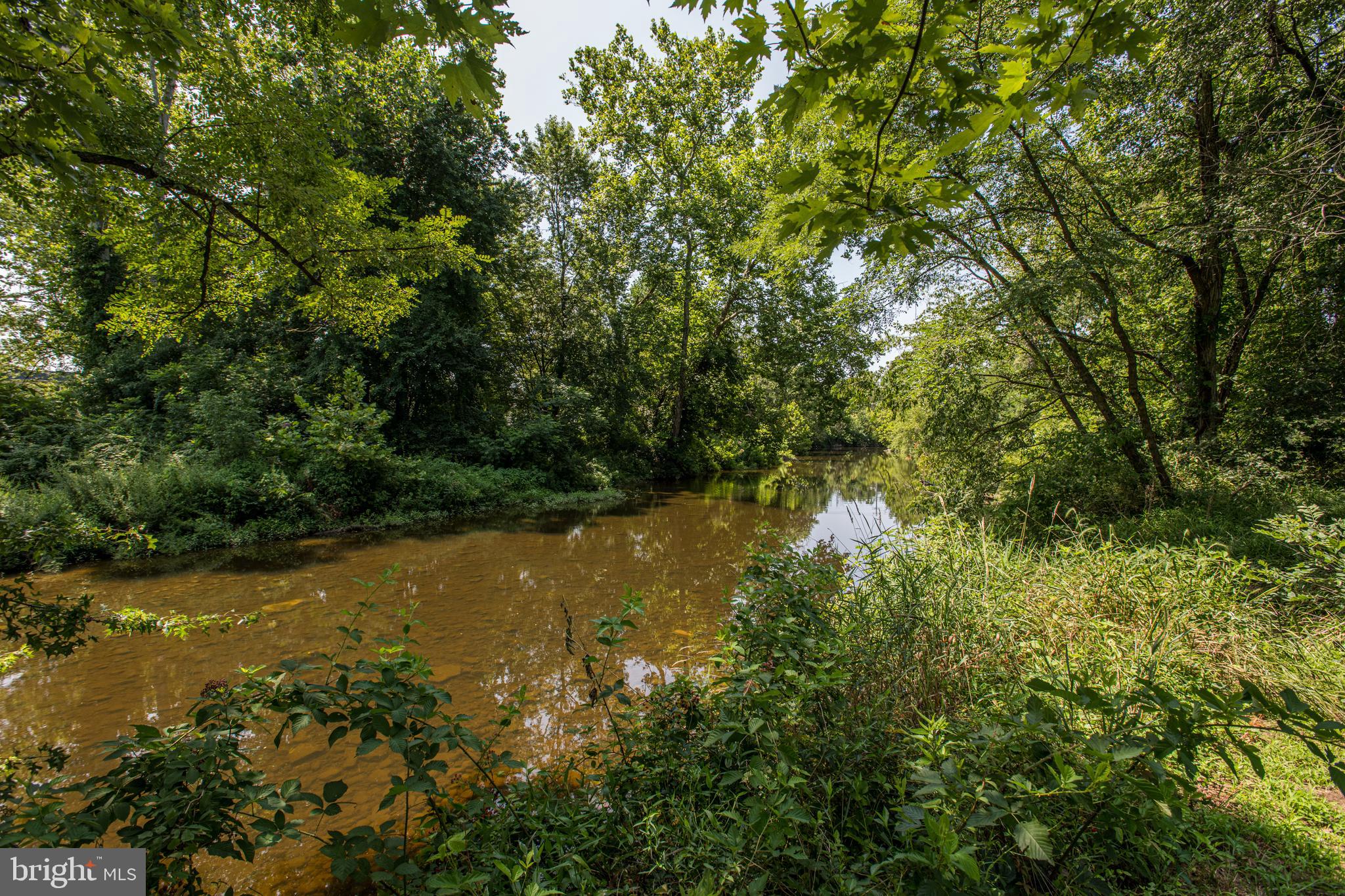 NORTH EAST VILLAGE - Residential