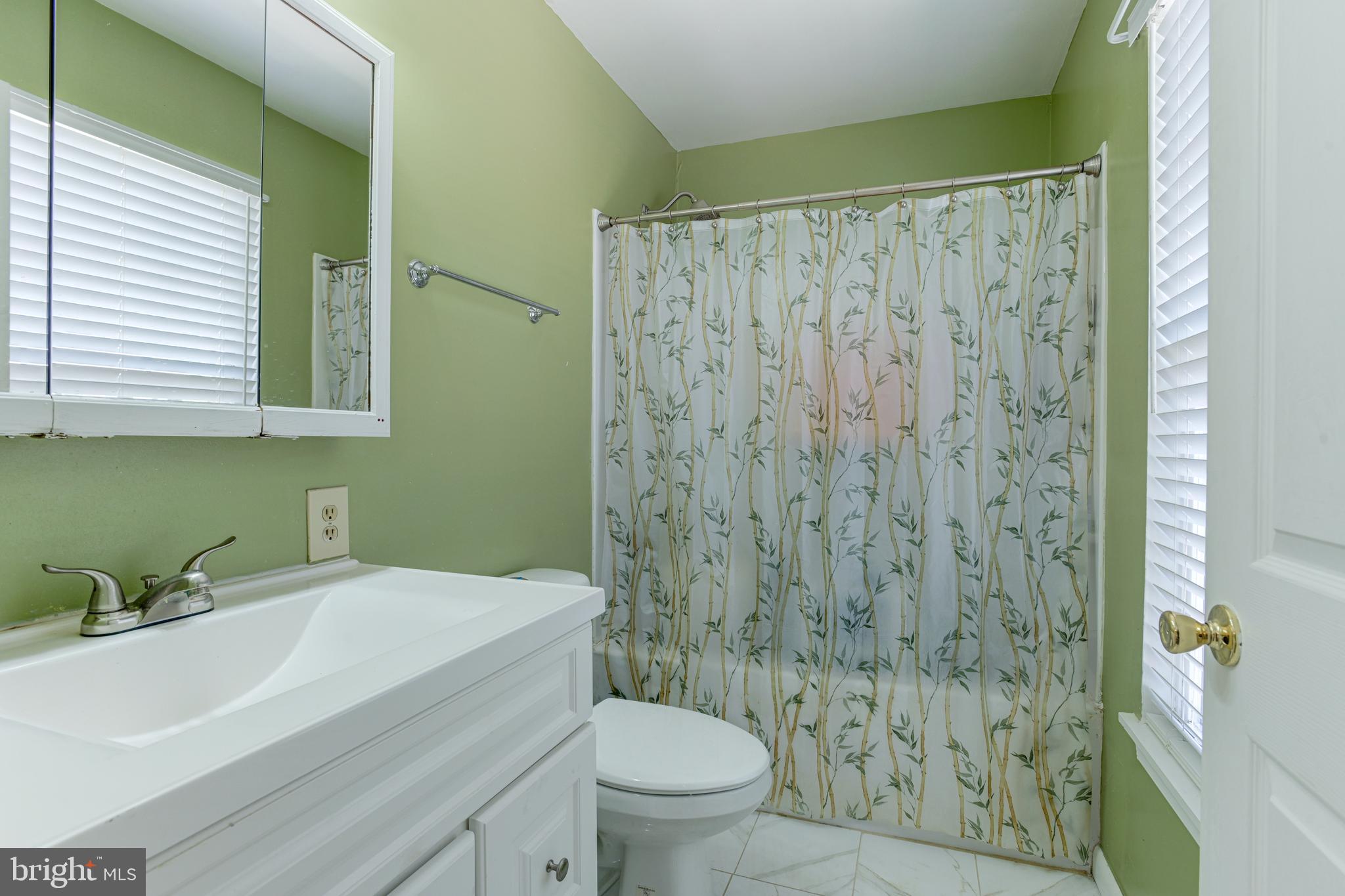 NORTH EAST VILLAGE - Residential