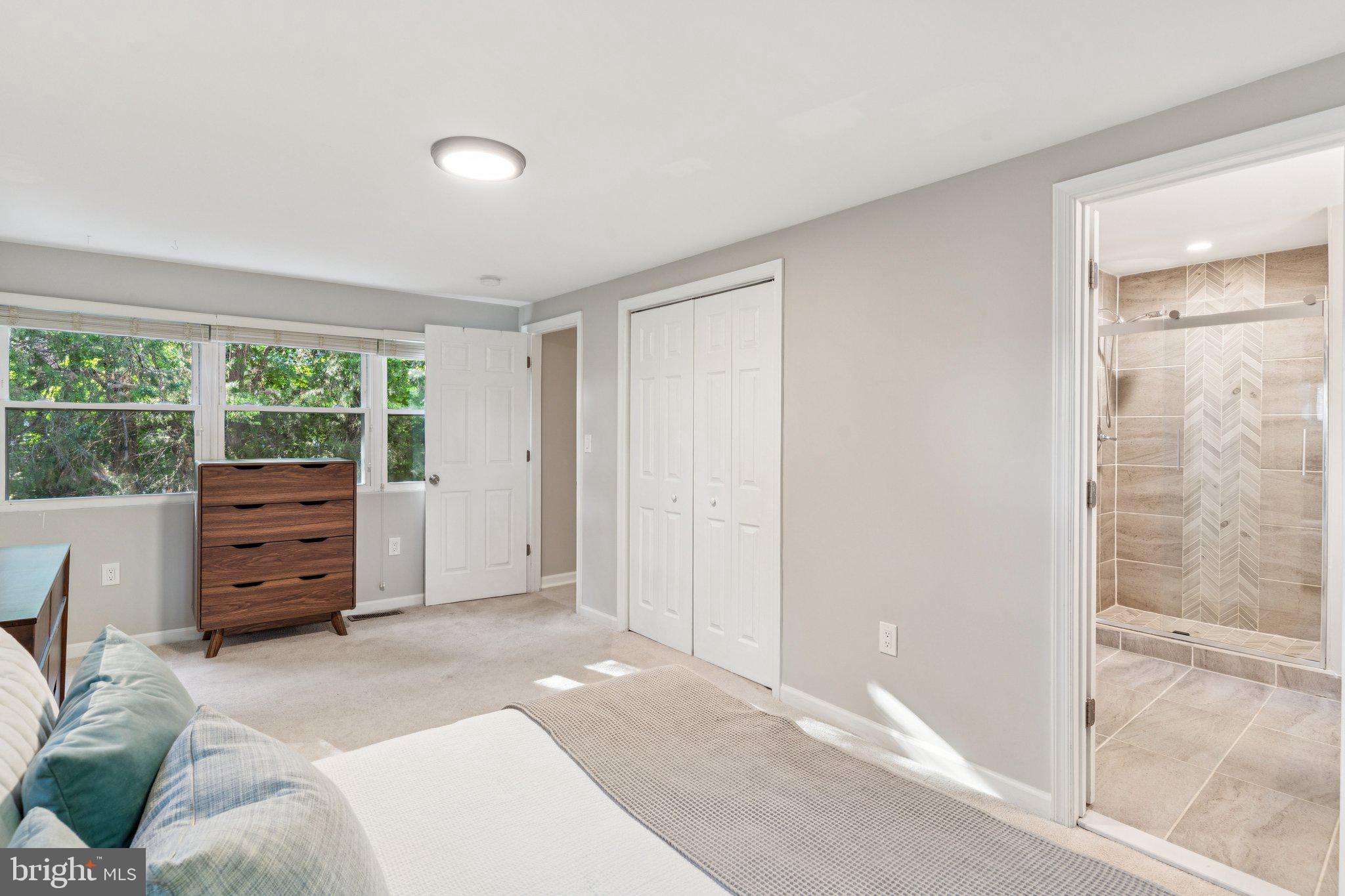 BRENTWOOD - Residential