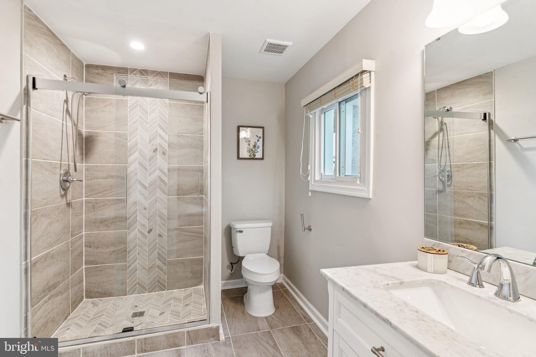 BRENTWOOD - Residential