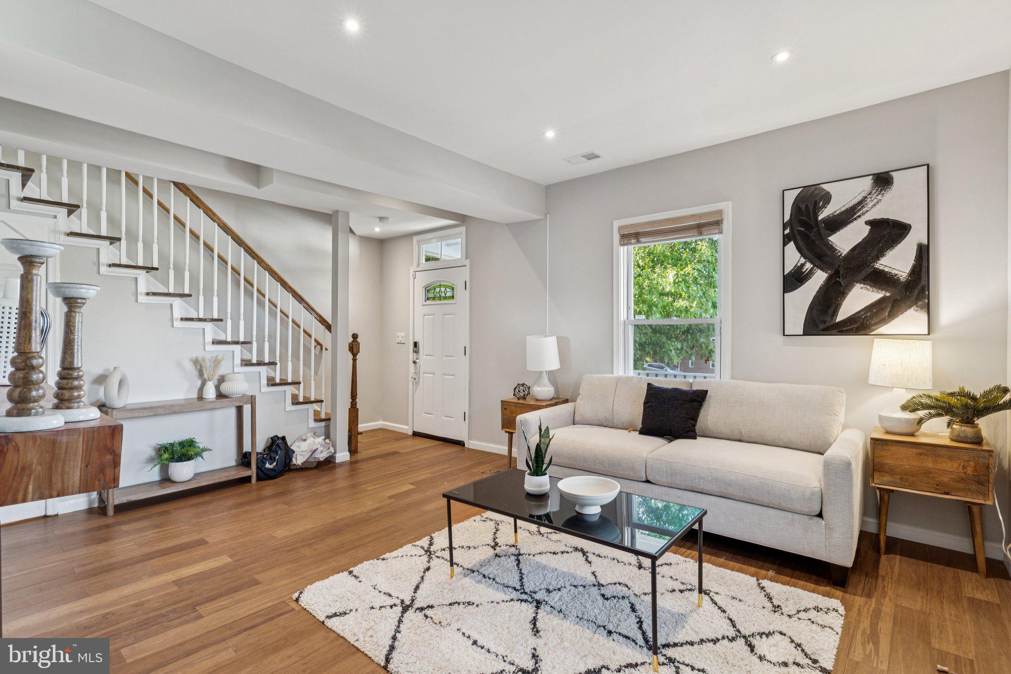 BRENTWOOD - Residential