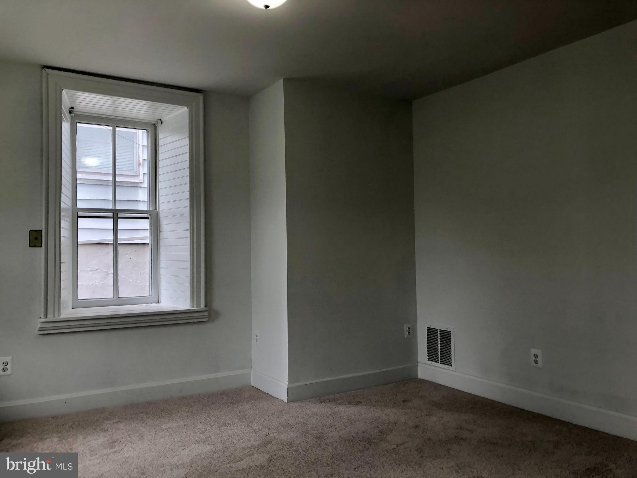 KEEDYSVILLE - Residential