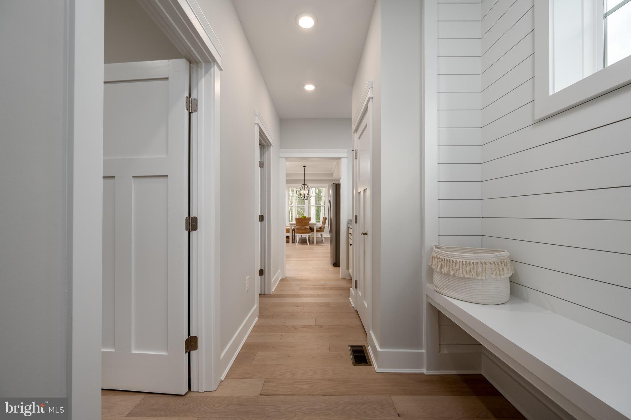 EAST GATE - Residential