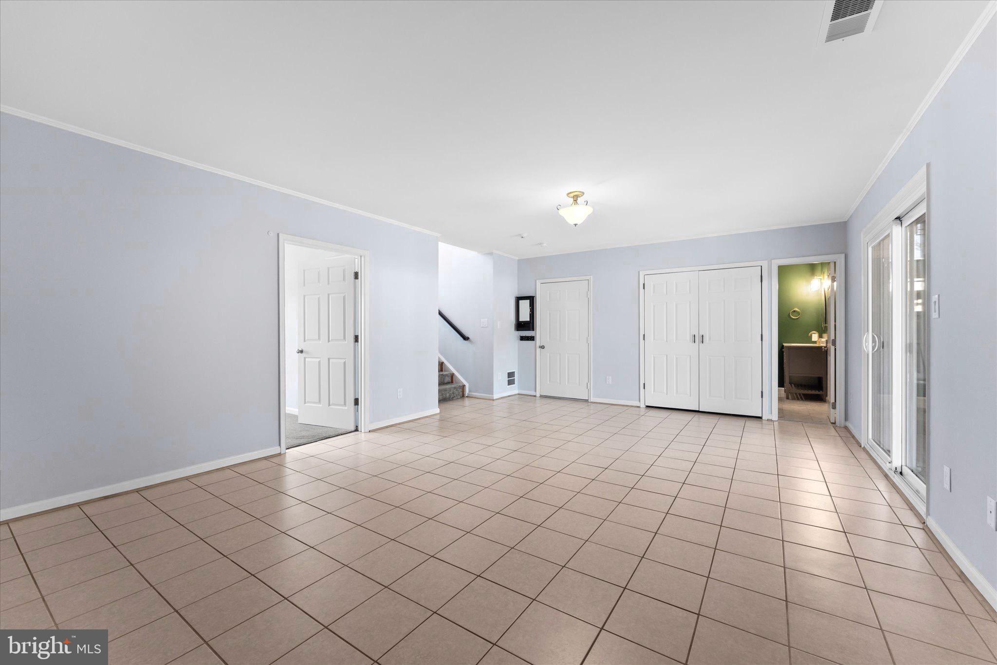 PINEBOROUGH ESTATES - Residential