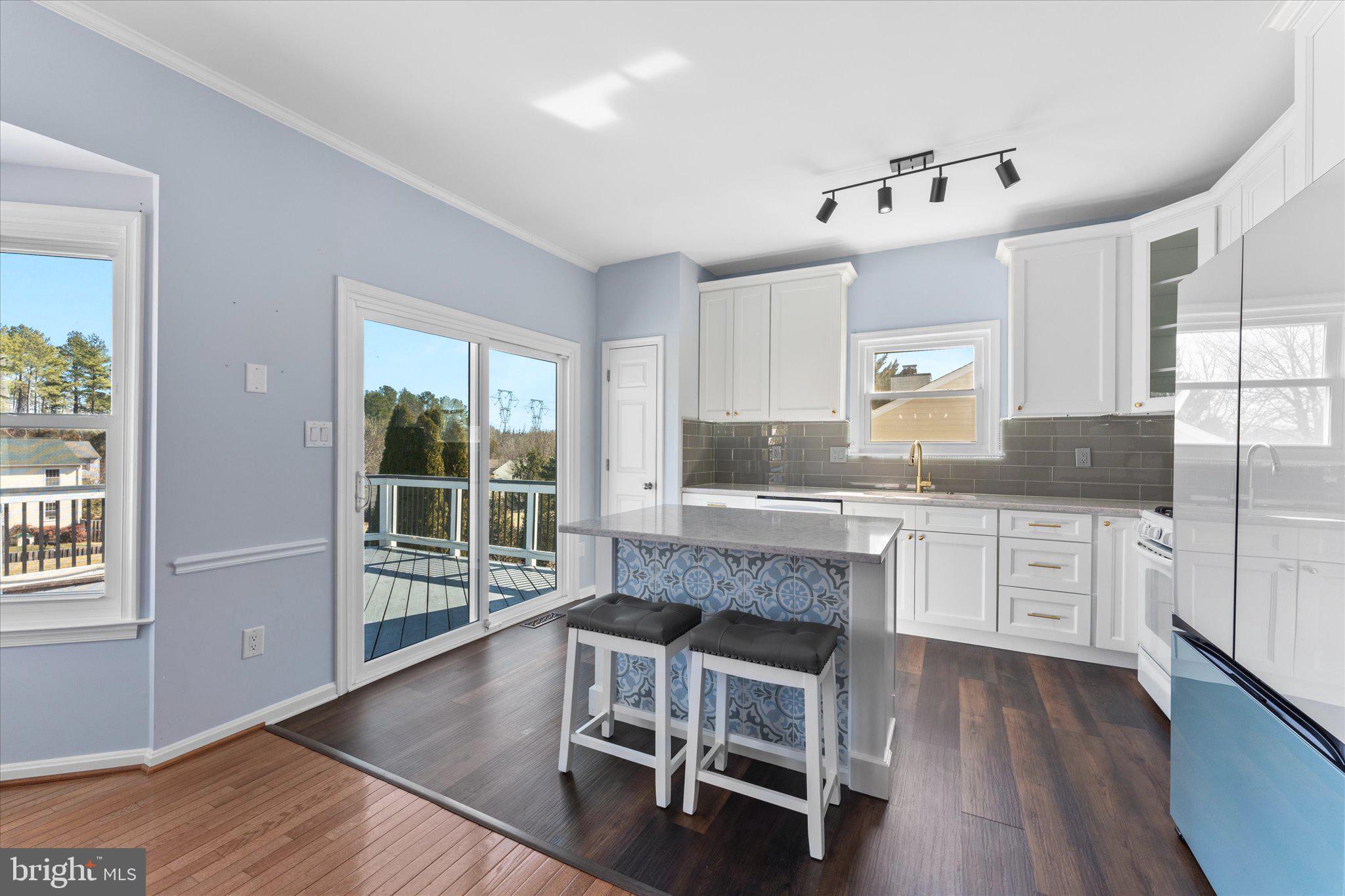 PINEBOROUGH ESTATES - Residential