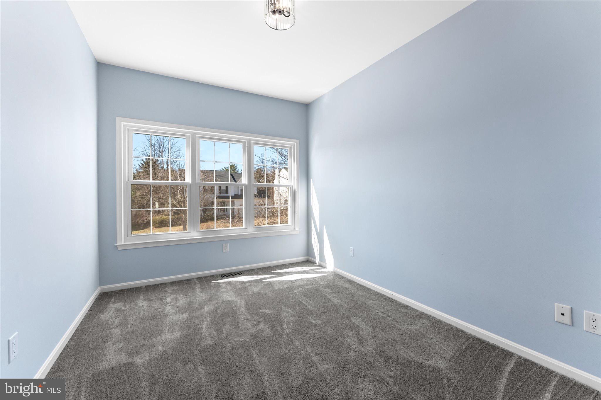 PINEBOROUGH ESTATES - Residential