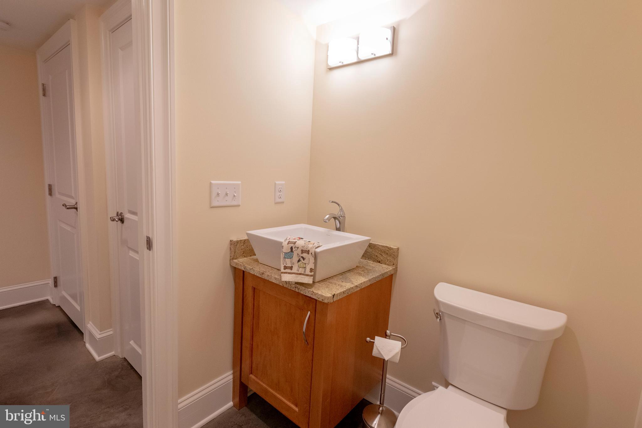 SILVER LAKE SHORES - Residential