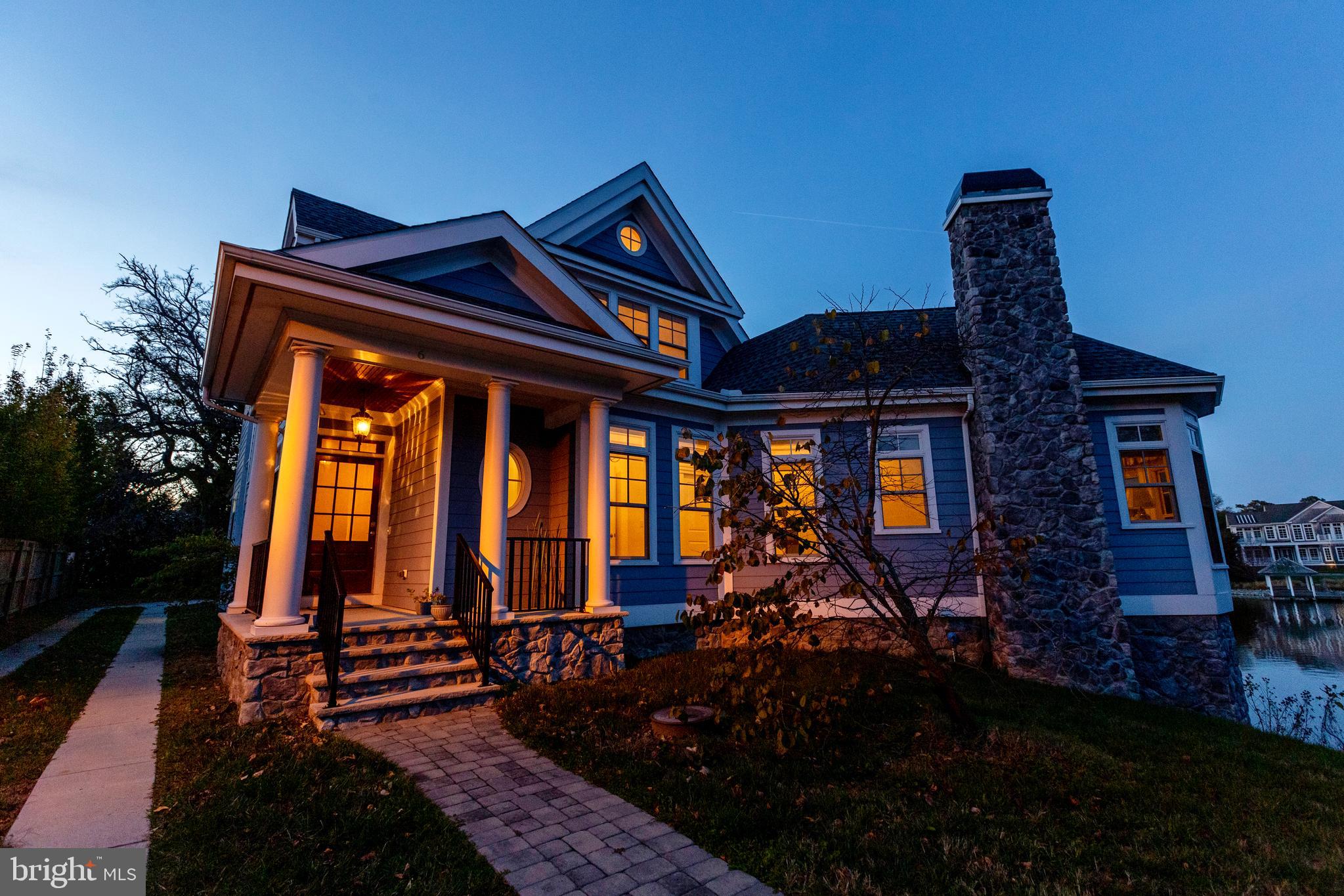 SILVER LAKE SHORES - Residential