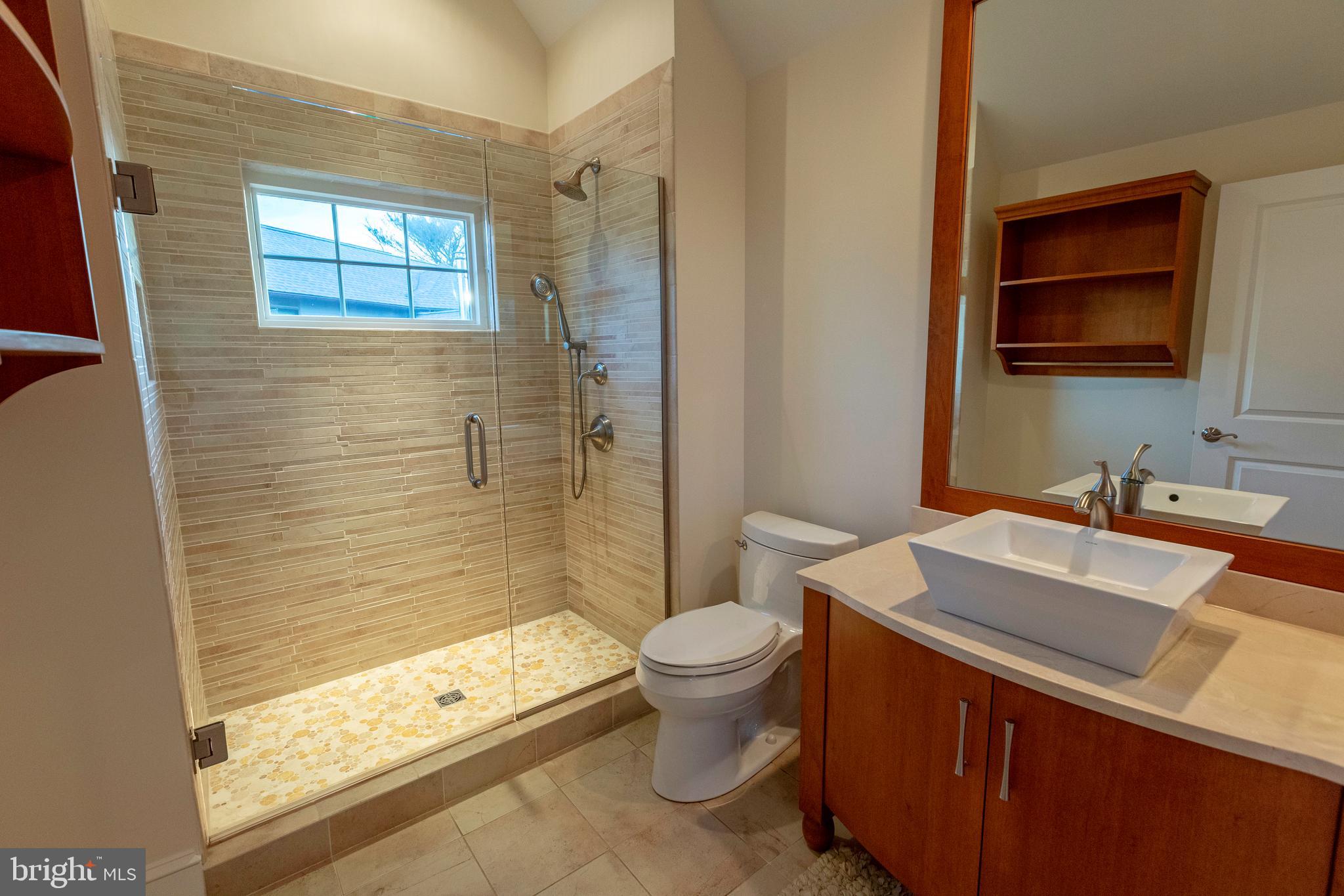 SILVER LAKE SHORES - Residential