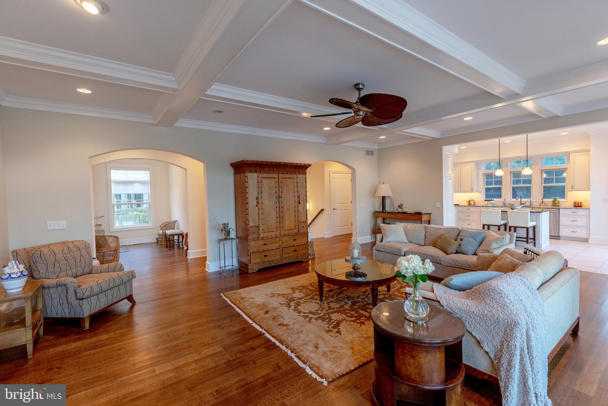 SILVER LAKE SHORES - Residential