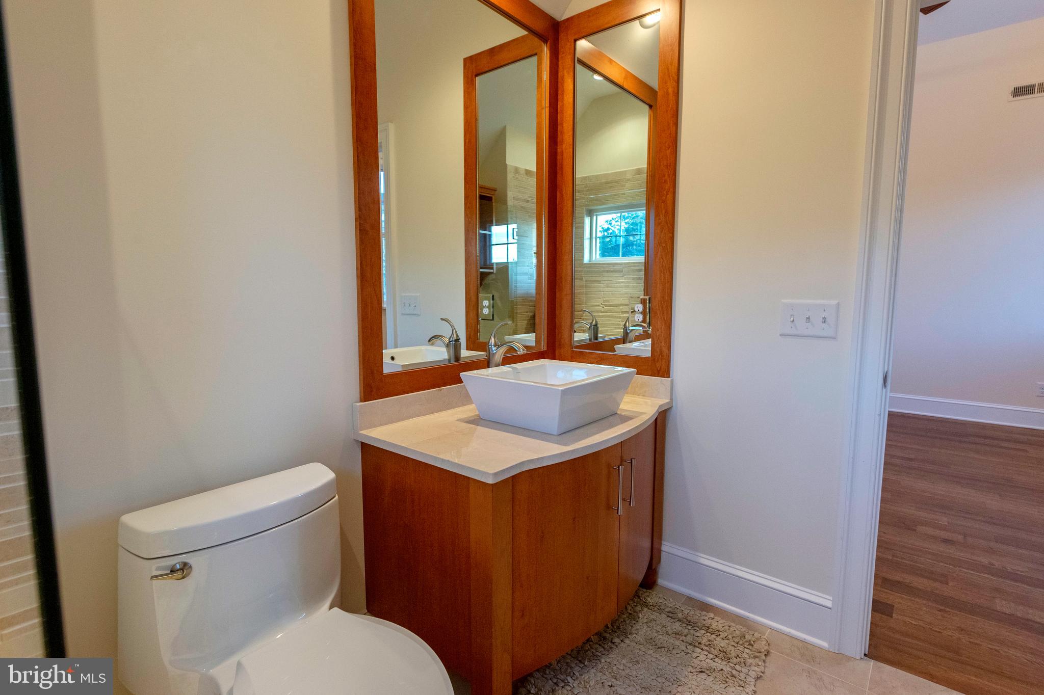 SILVER LAKE SHORES - Residential