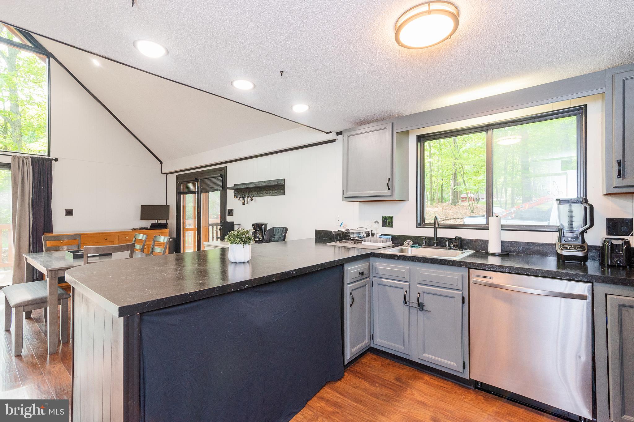 THE WOODS RESORT - Residential