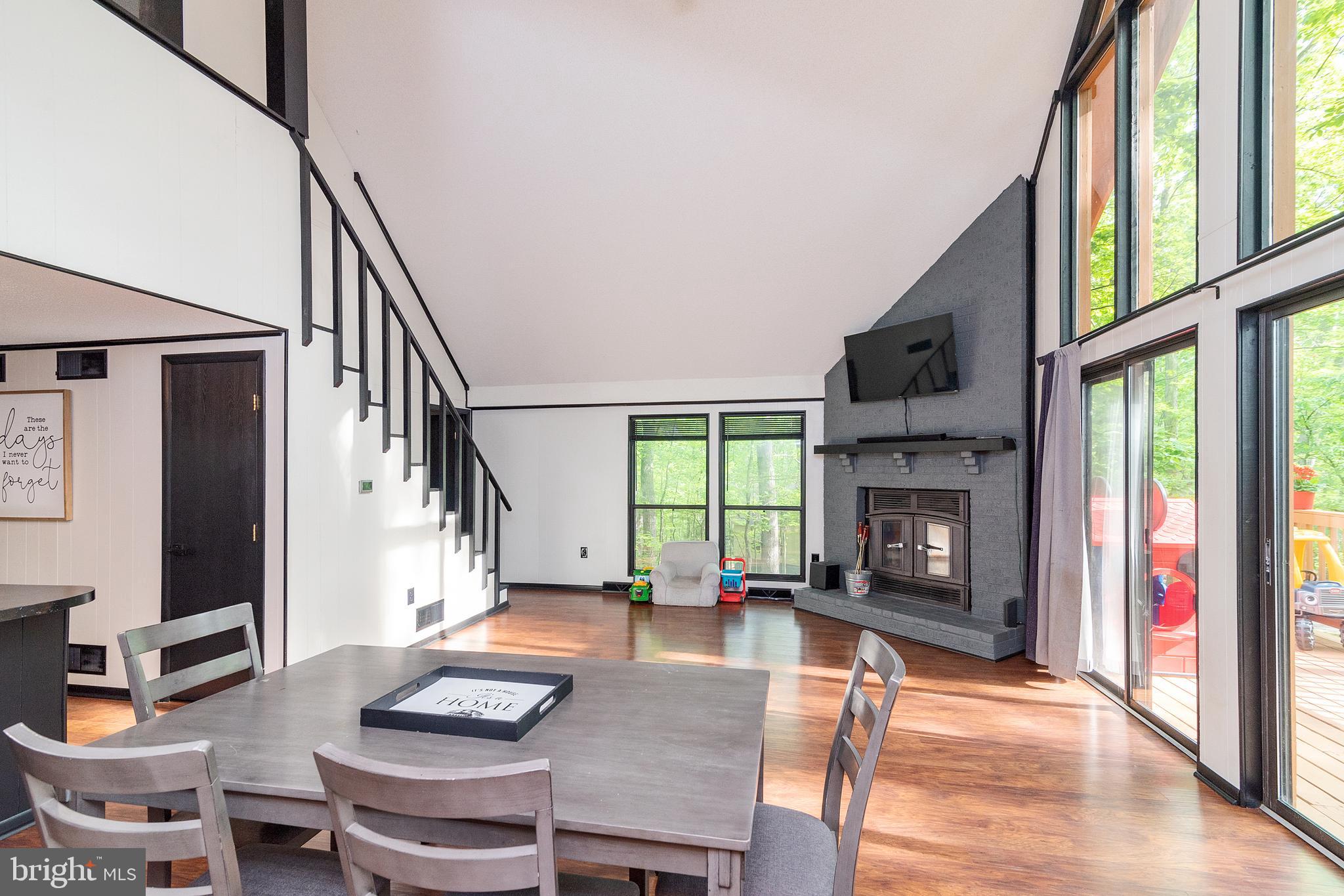 THE WOODS RESORT - Residential