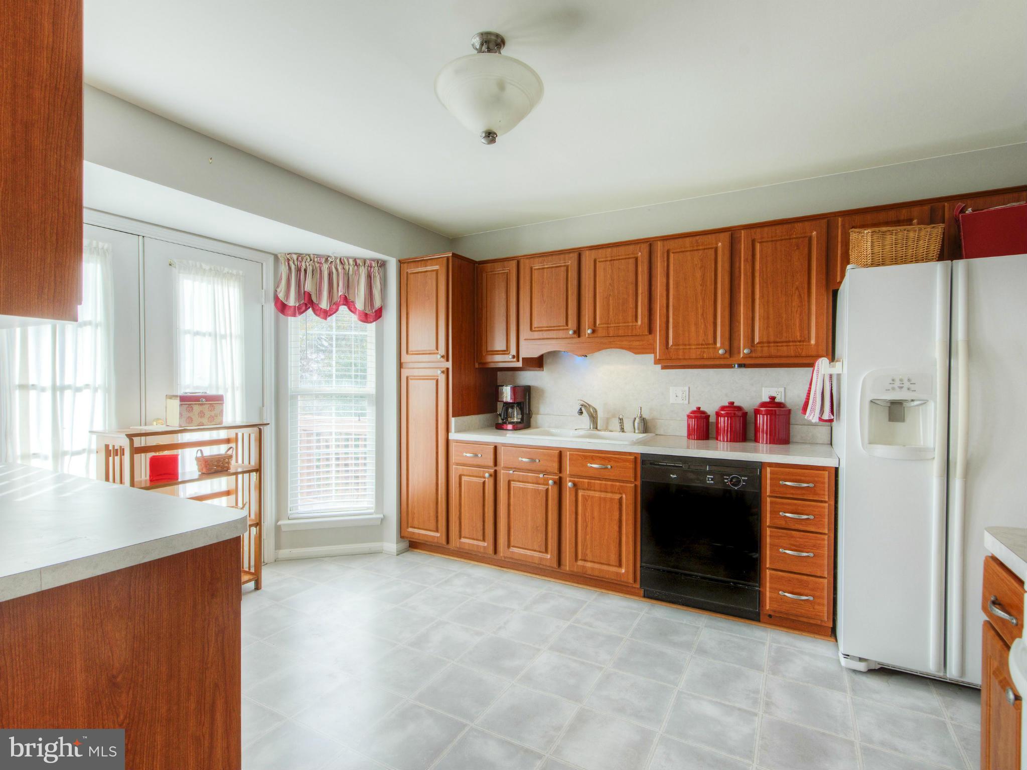 HAMPTON OAKS - Residential