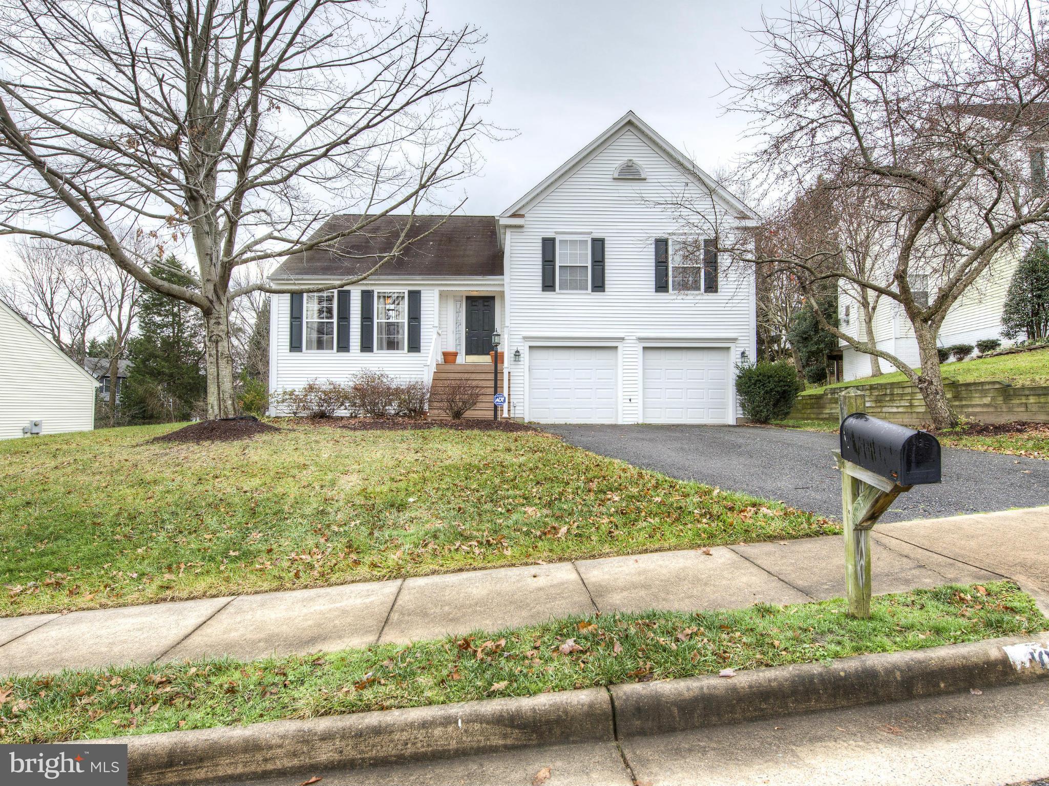 HAMPTON OAKS - Residential