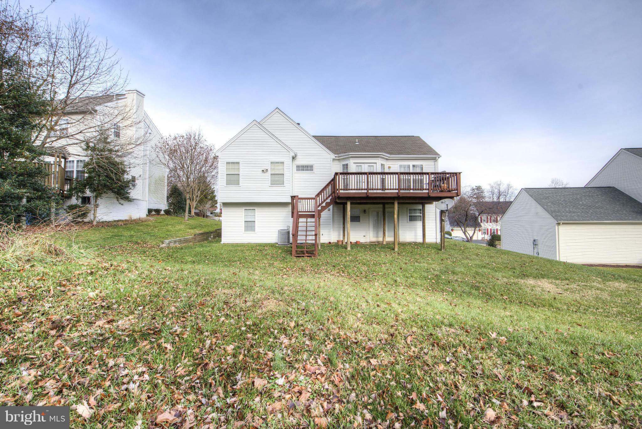 HAMPTON OAKS - Residential