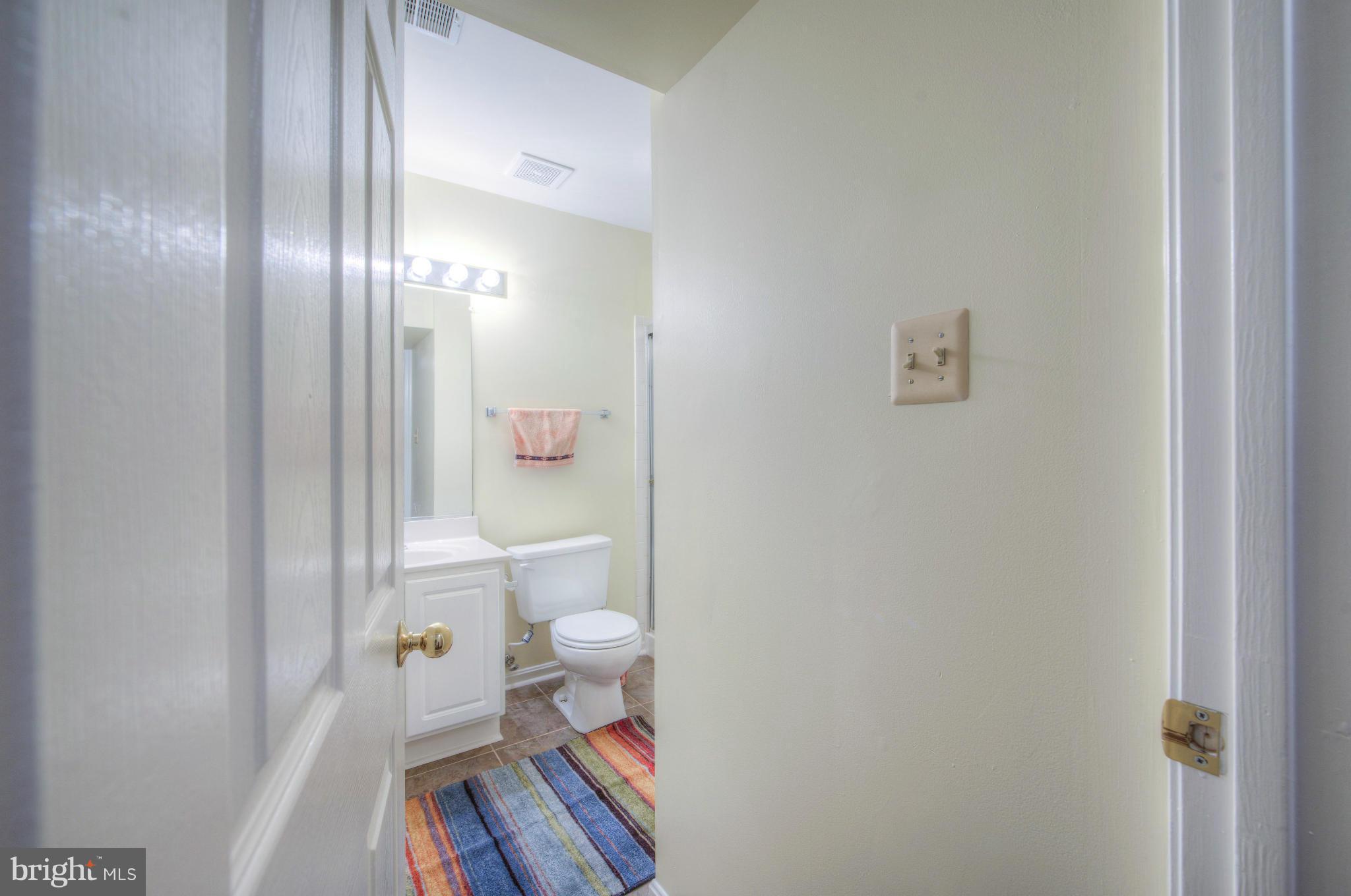 HAMPTON OAKS - Residential